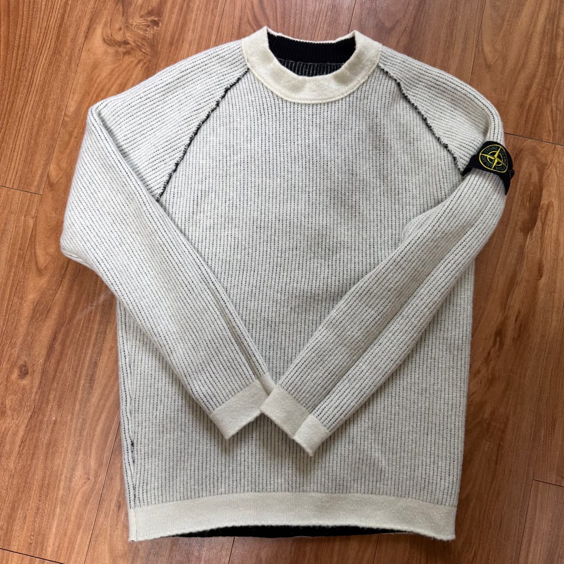 [XL] 스톤아일랜드 리버시블 한정판 니트 상품이미지4