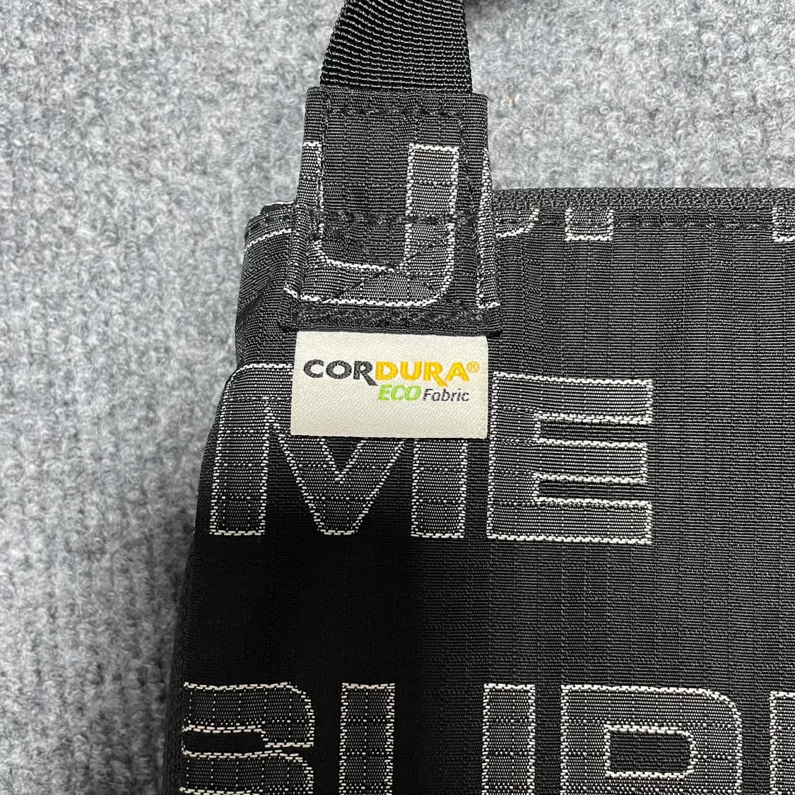 슈프림 사이드백 (크로스백) 상품이미지5