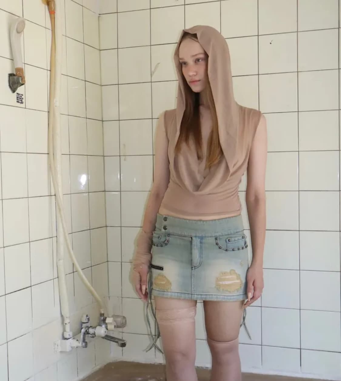 비엔프롬 워시드 스터드 로우 웨스트 스커트 상품이미지1