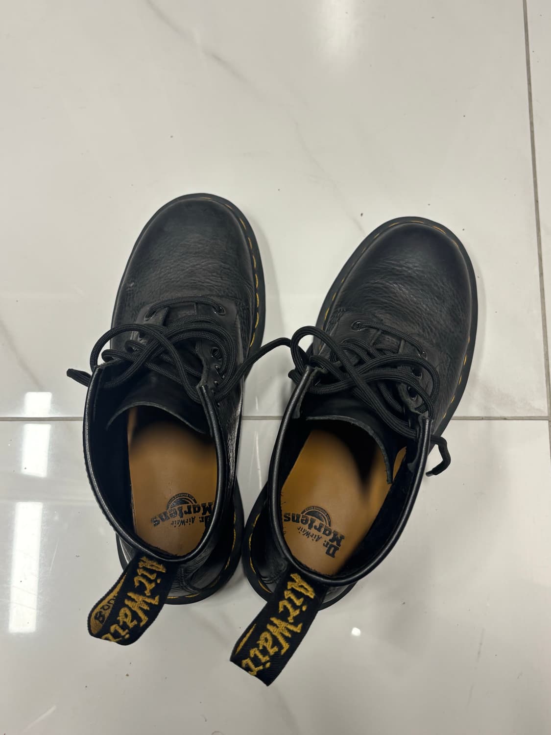 닥터마틴 6홀 250 상품이미지2