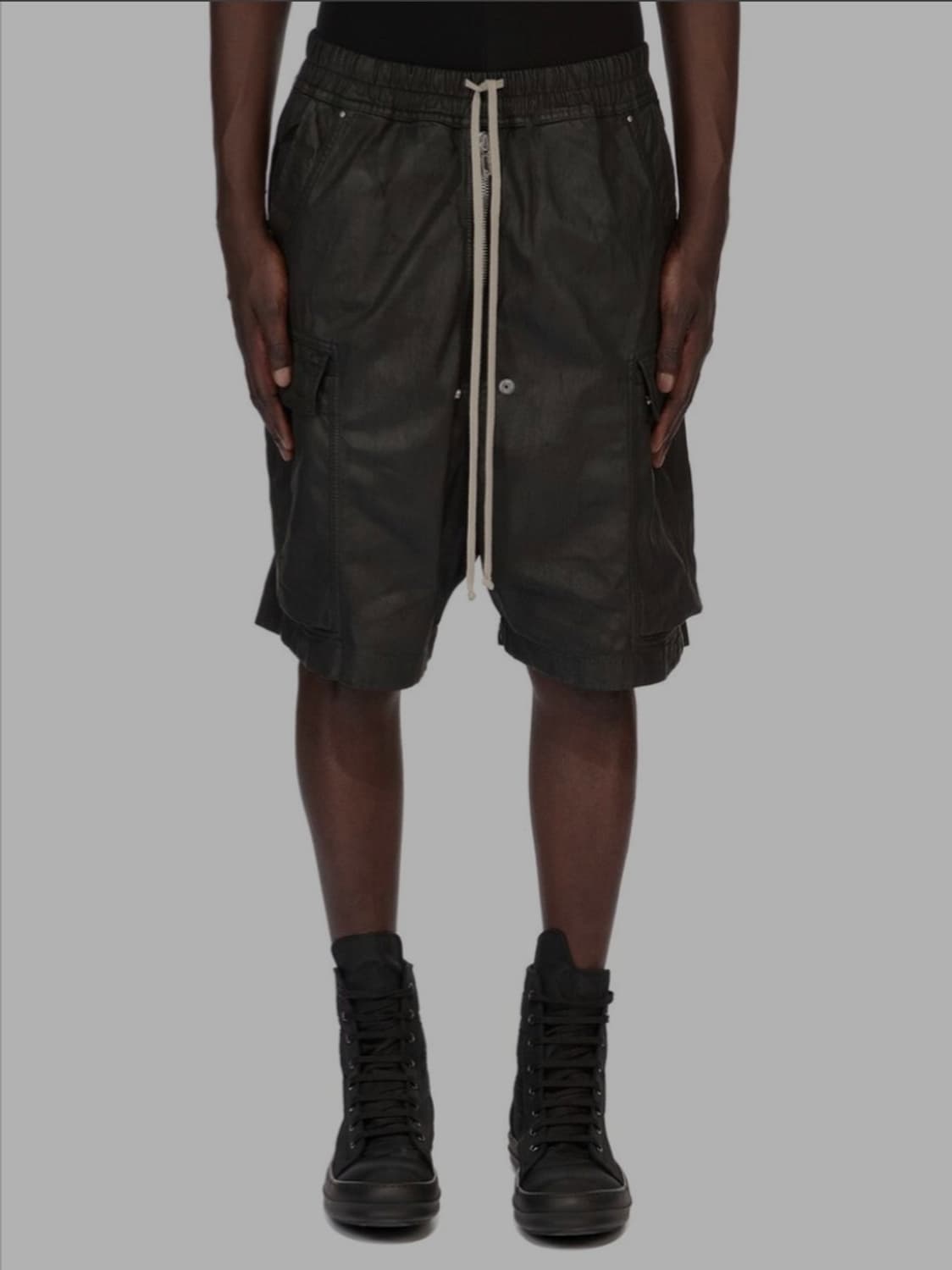 릭오웬스 SS26 TEMPLE 왁스 코팅 카고 벨라 쇼츠 DBK 상품이미지1
