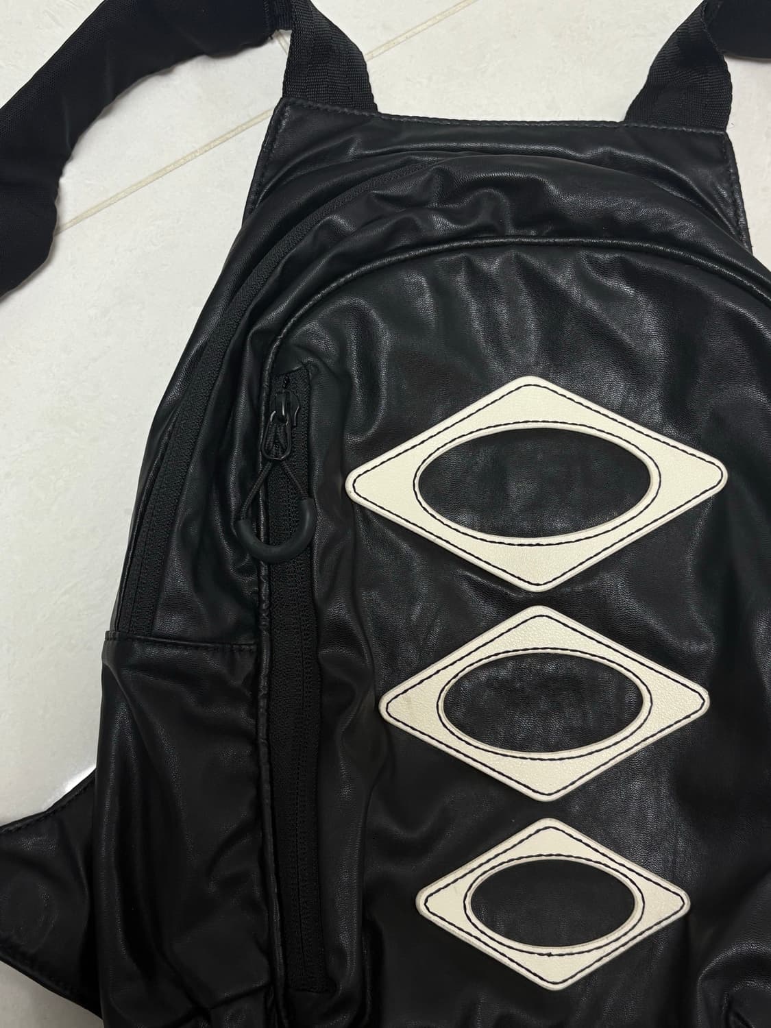 미스치프 롬버스 백팩 블랙 상품이미지3