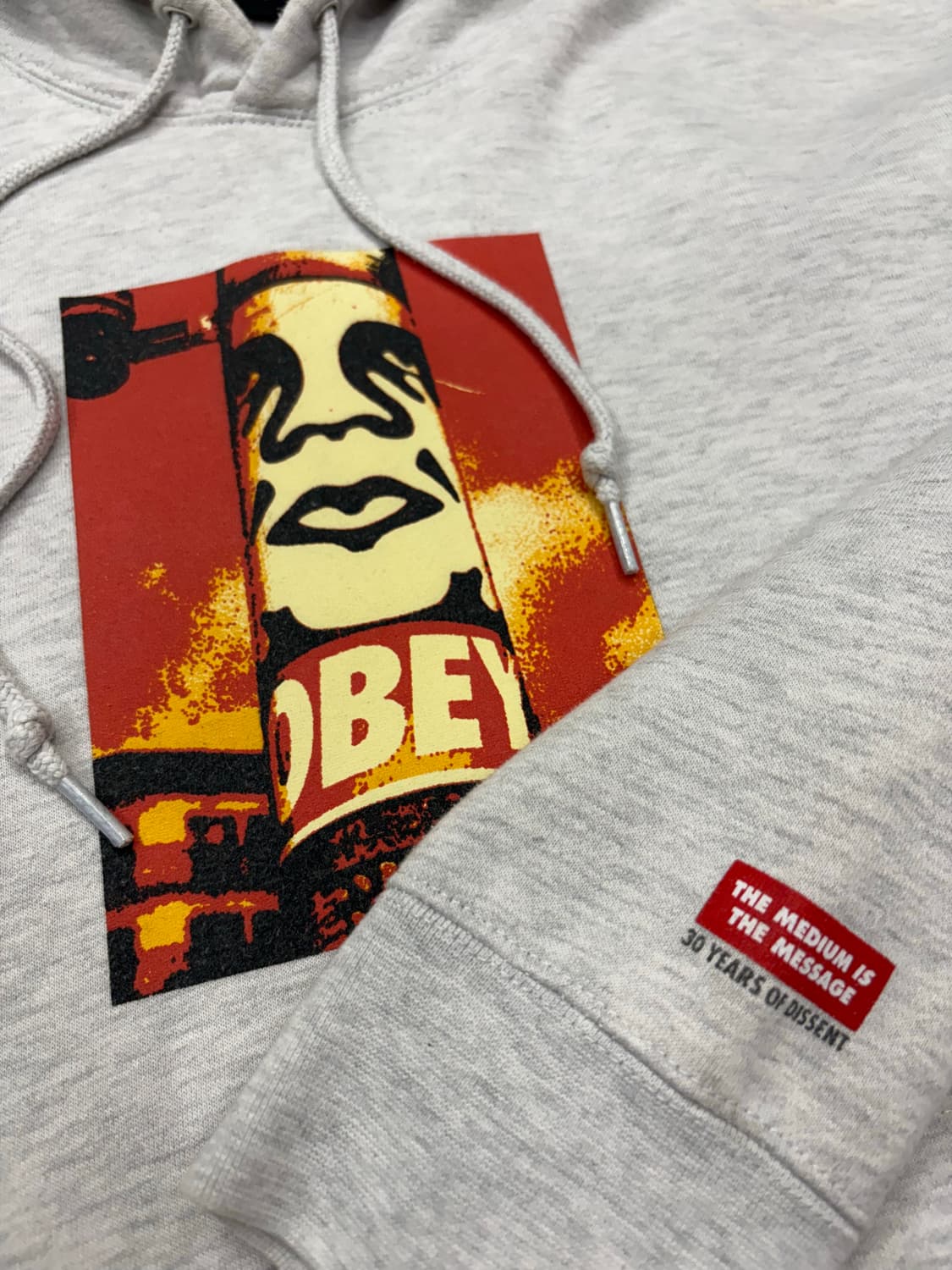 Obey 오베이 30주년 한정판 후드티 상품이미지3