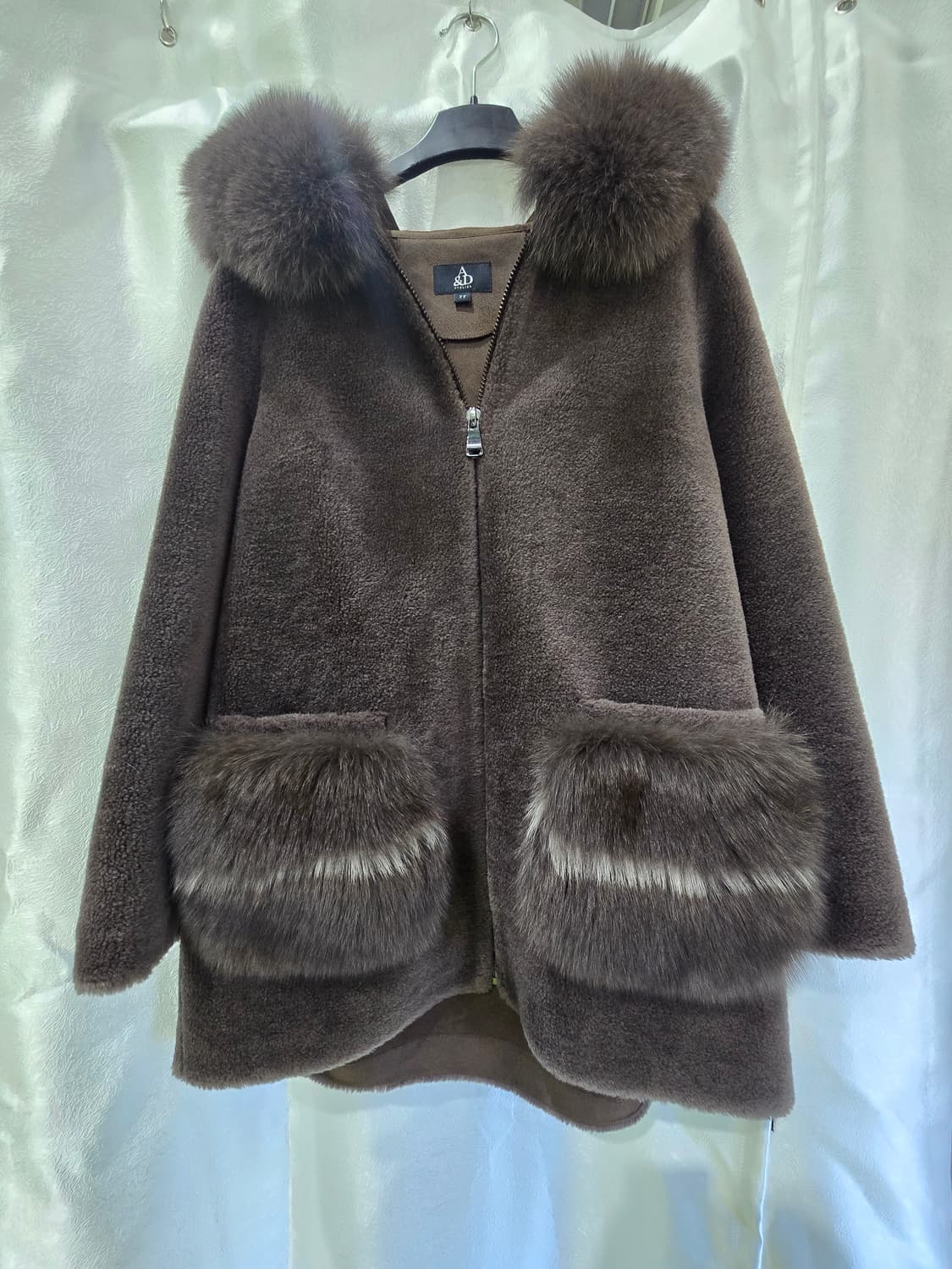 A&D Atelier의 여우털 후드 코트 상품이미지4