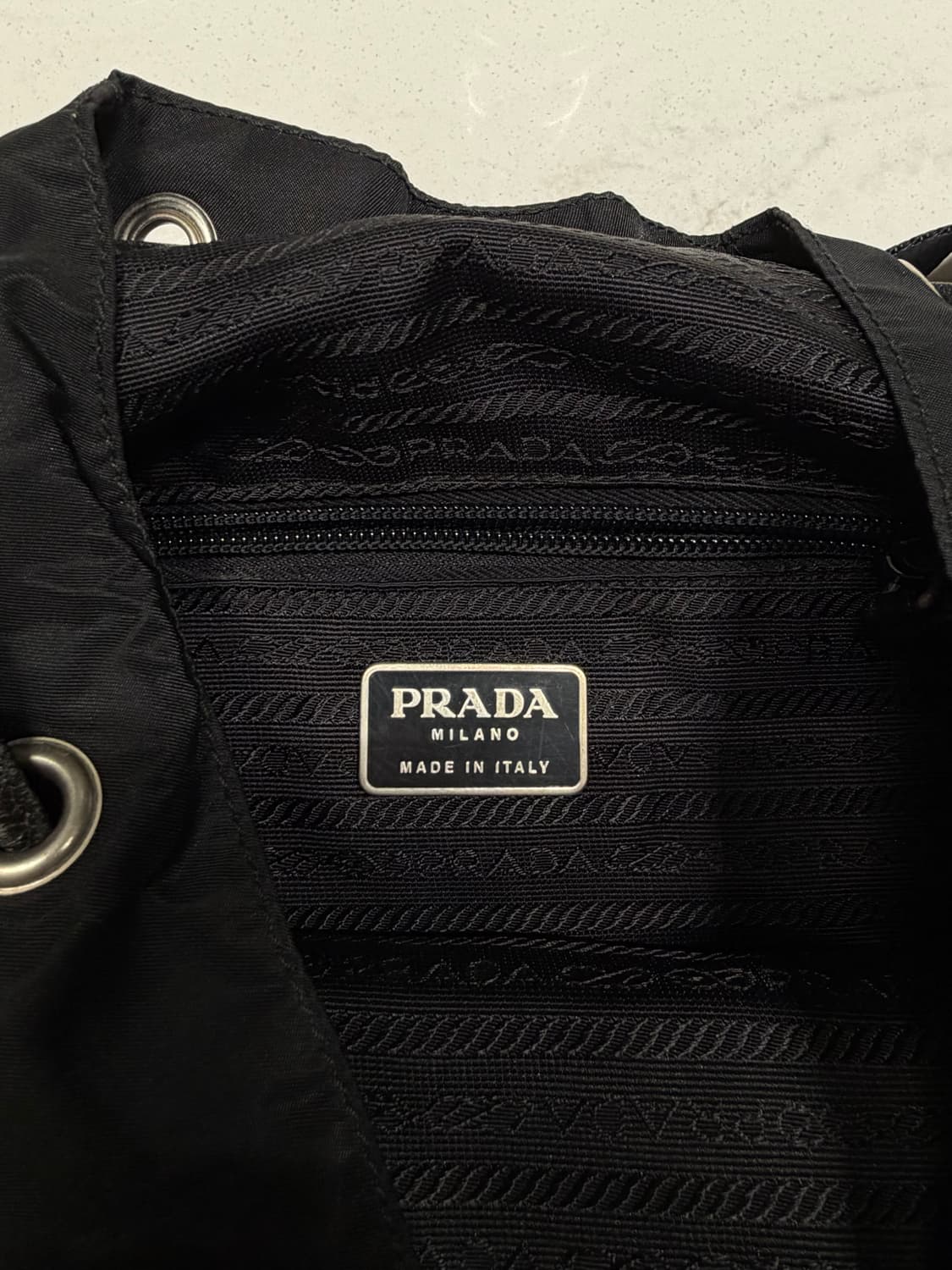 프라다 테수트나일론 백팩 판매합니다 상품이미지3