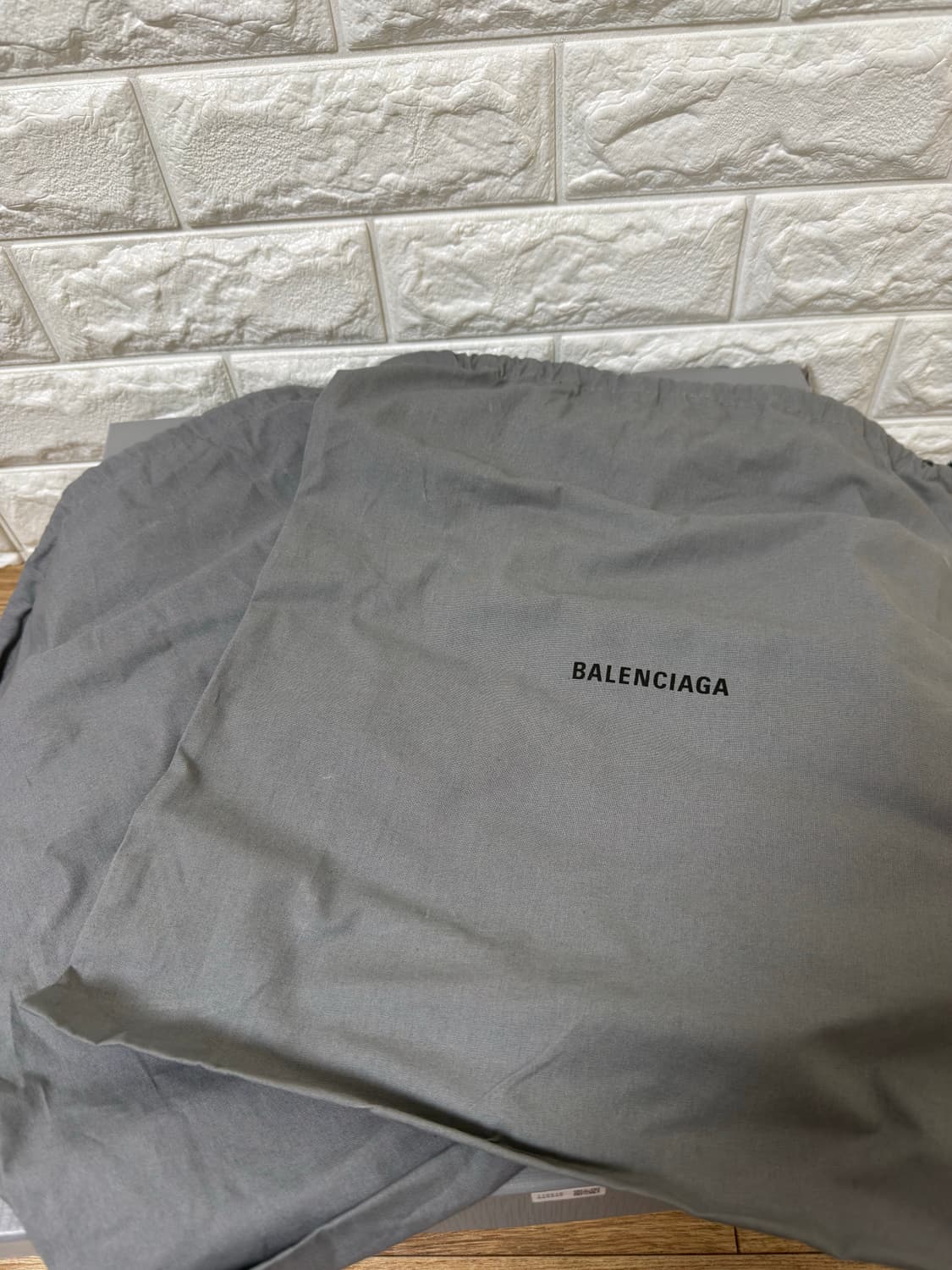 발렌시아가 트루퍼 러버 부츠 블랙 상품이미지7