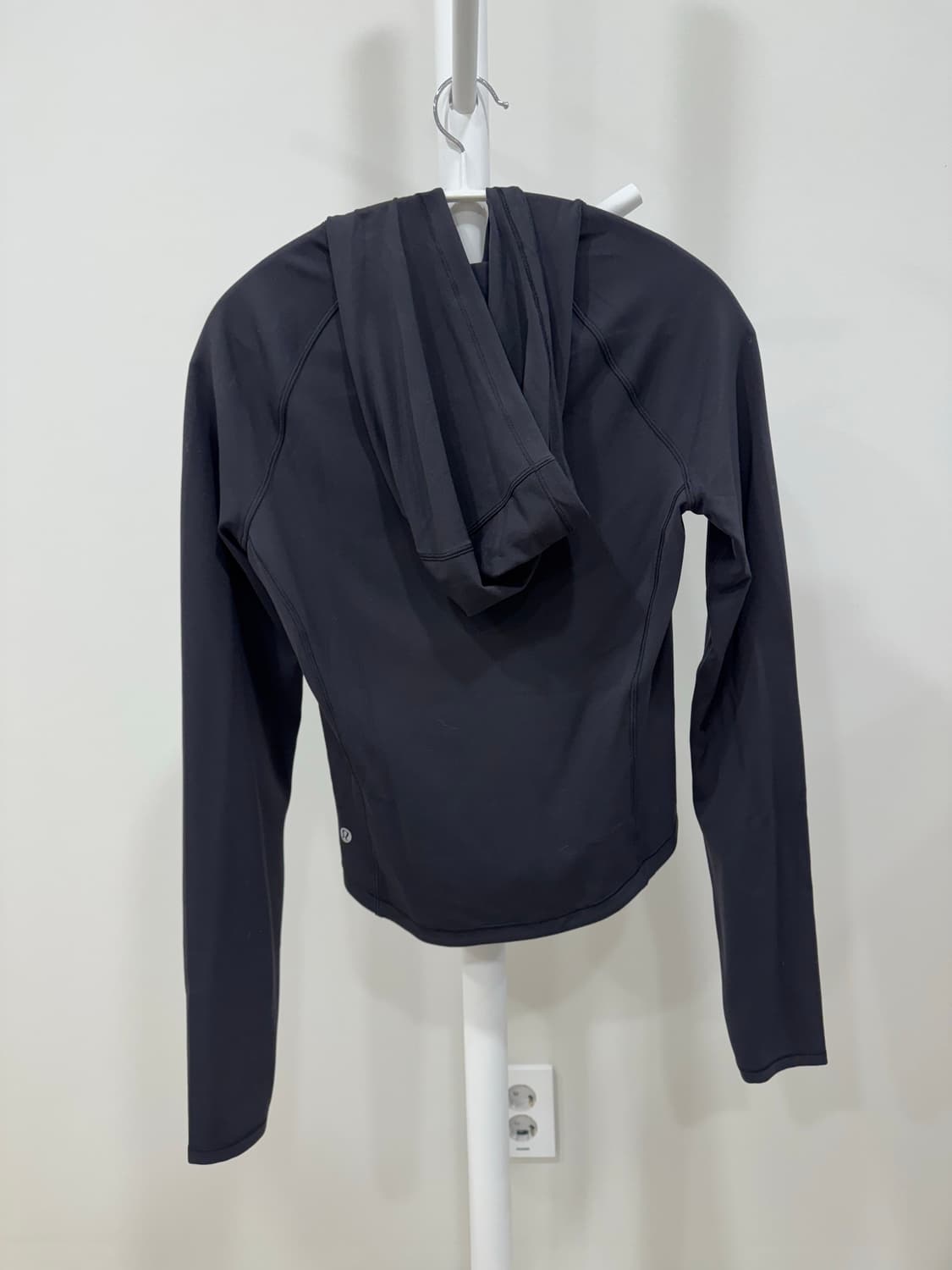 룰루레몬 원더 트레인 풀집 재킷 블랙 8 상품이미지3