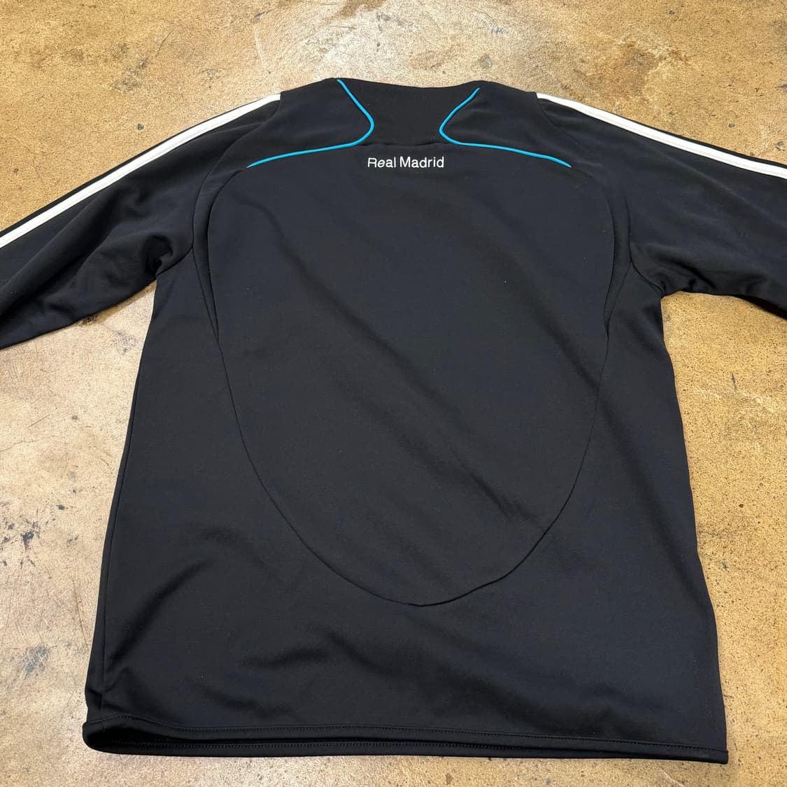 [정품/95] 아디다스 레알마드리드 블랙 트레이닝 상의 b19 상품이미지4