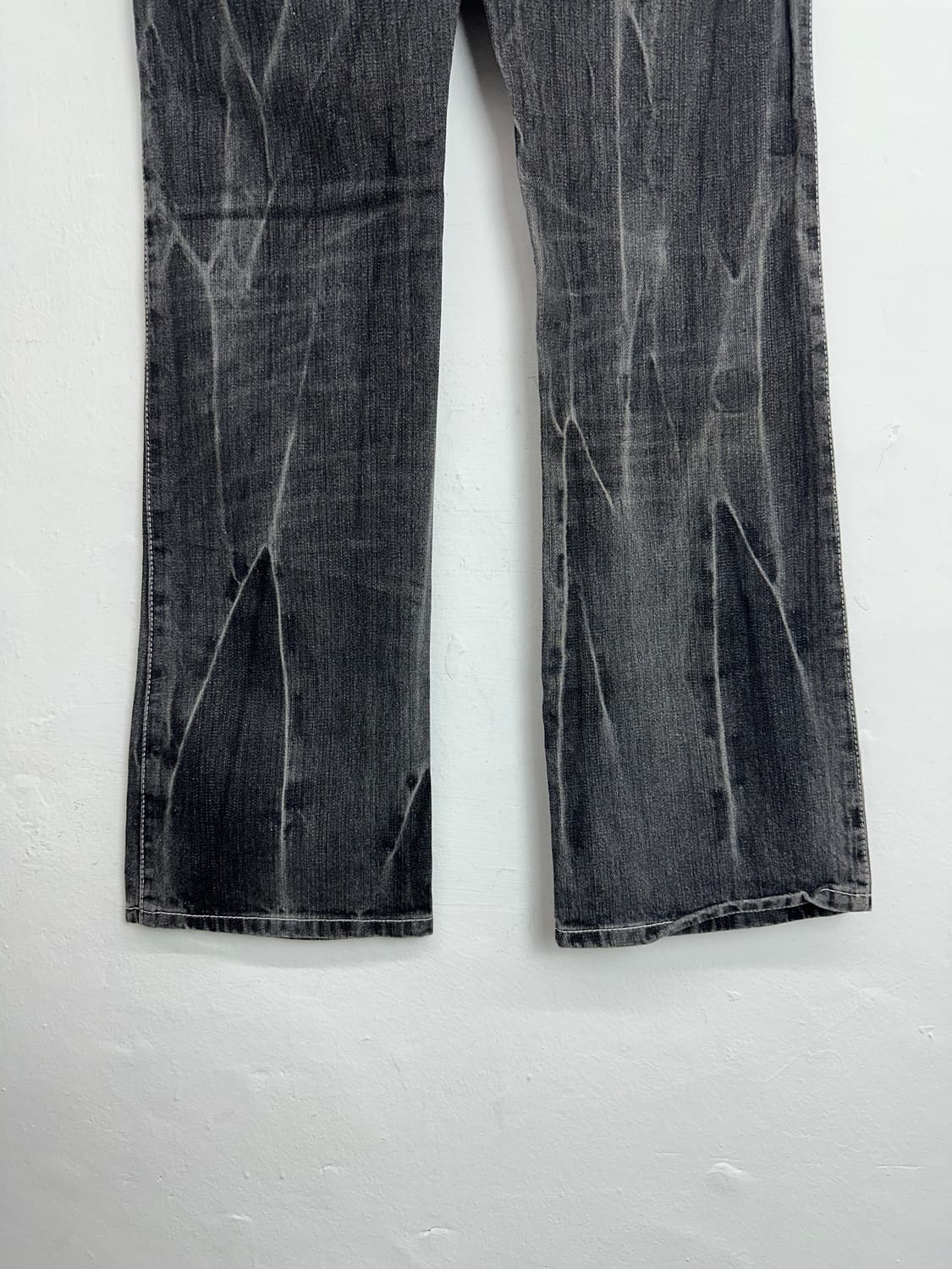 Silver Amulet Cross Graphic Black Denim 상품이미지5
