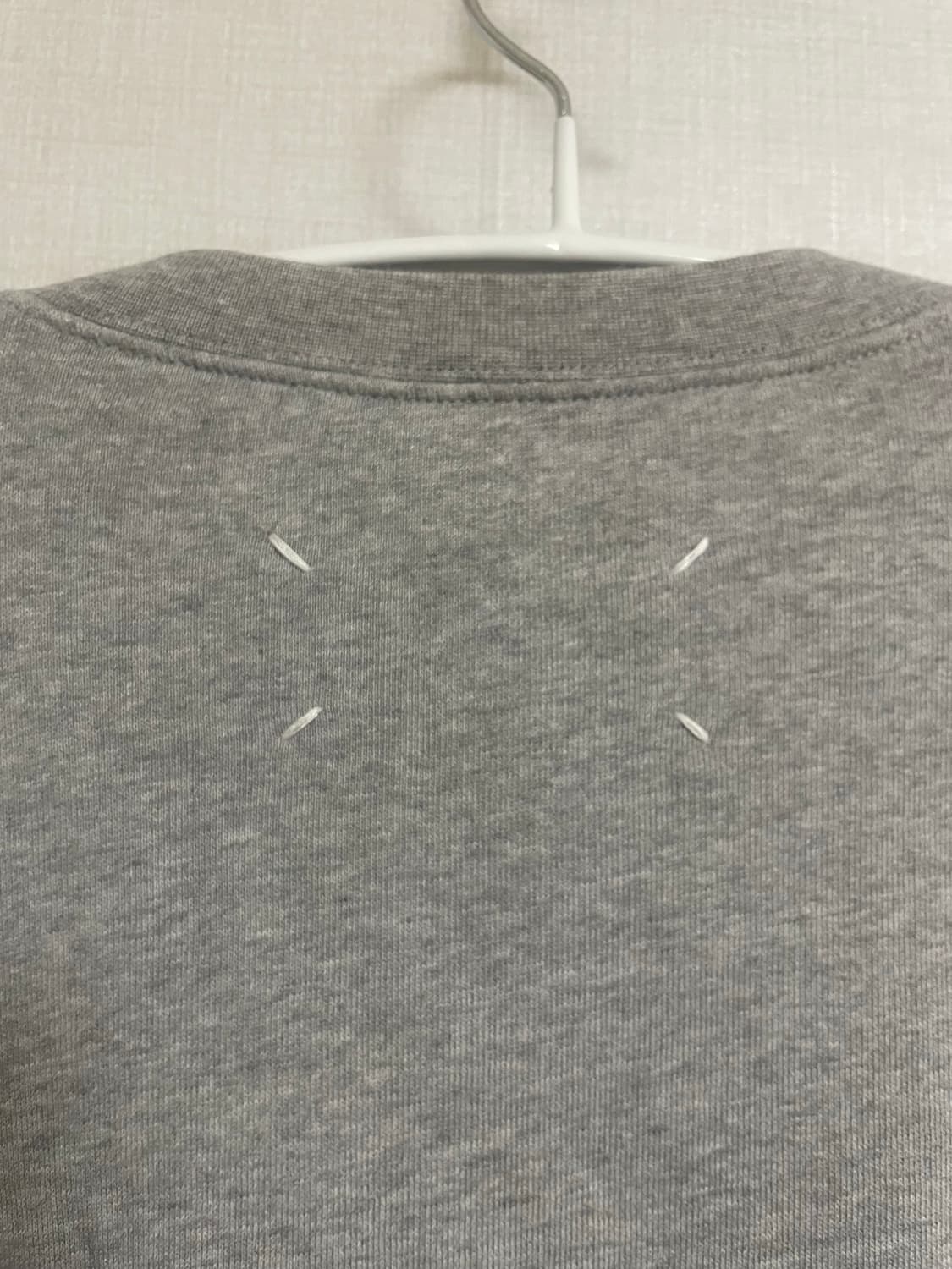 메종 마르지엘라 엘보우 패치 맨투맨 상품이미지2