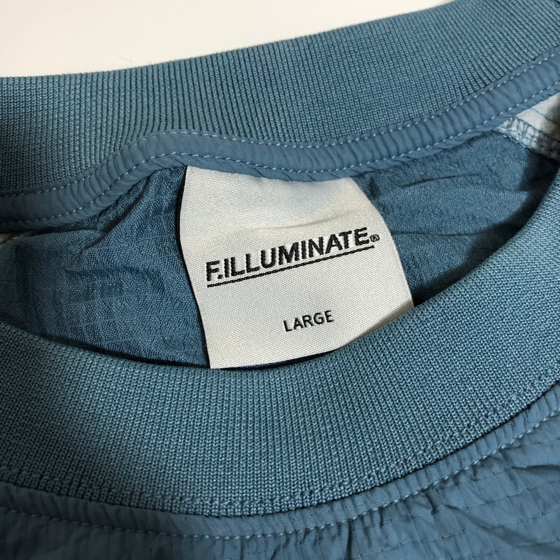 필루미네이트 나일론 맨투맨 L 상품이미지2