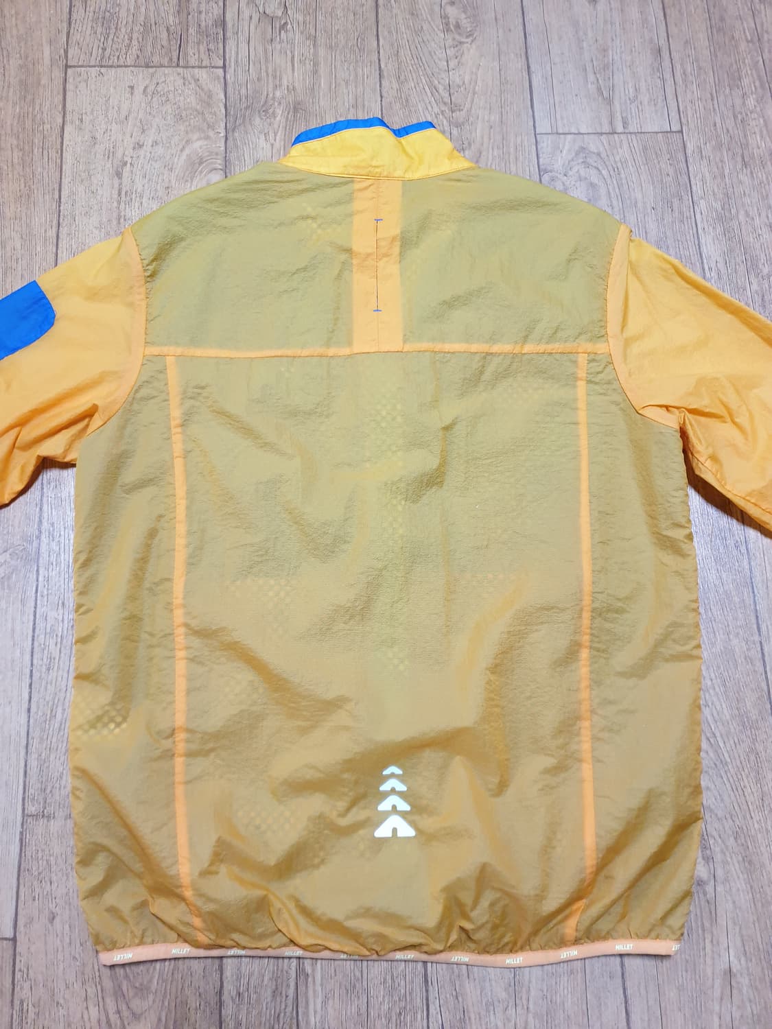 1210 밀레 아웃도어 바람막이 95 사이즈입니다 상품이미지5