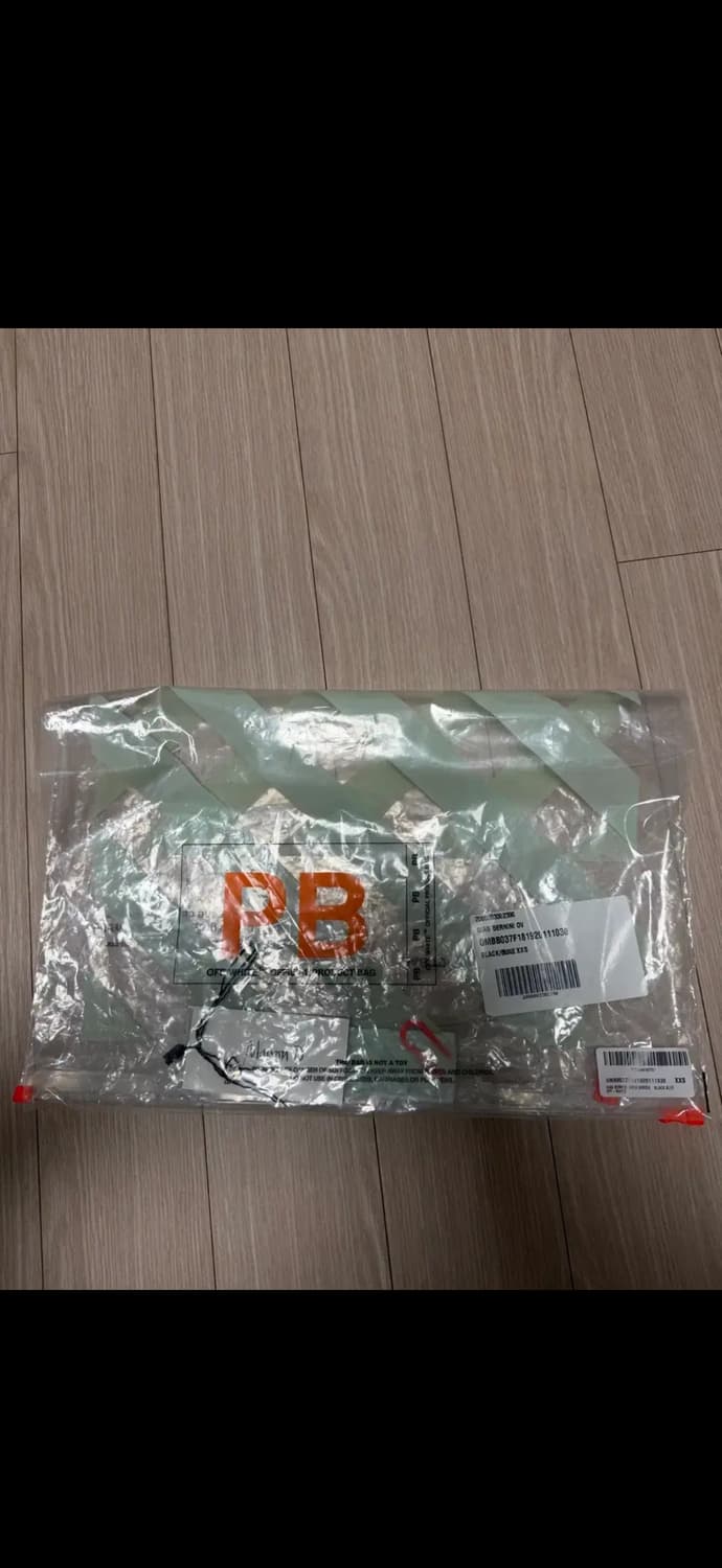 오프화이트 후드티 베르기니 xxs 상품이미지9