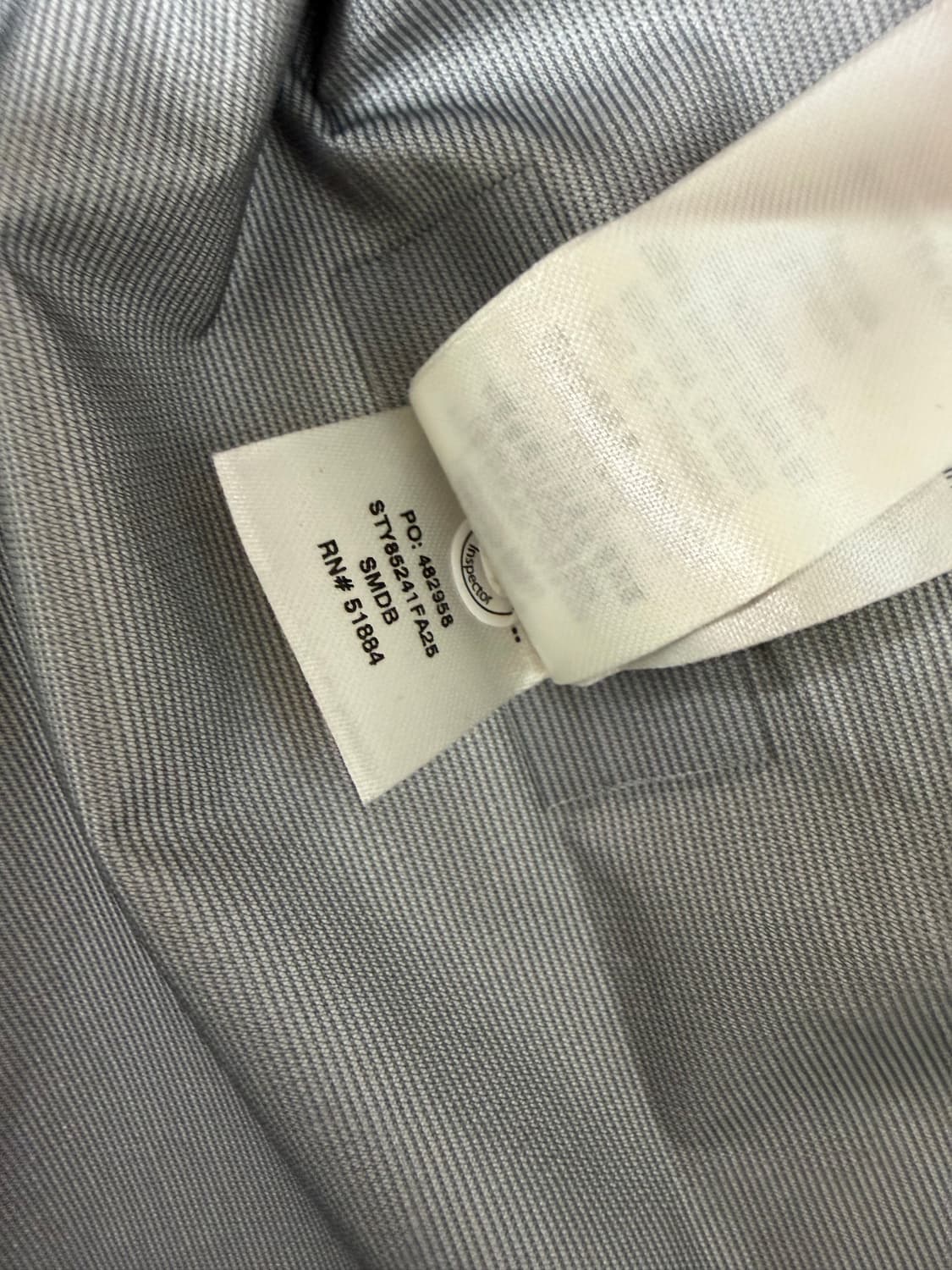 파타고니아 토렌쉘 L 사이즈  상태 9.8/10  최신 큐알 버전 사진찍 상품이미지7