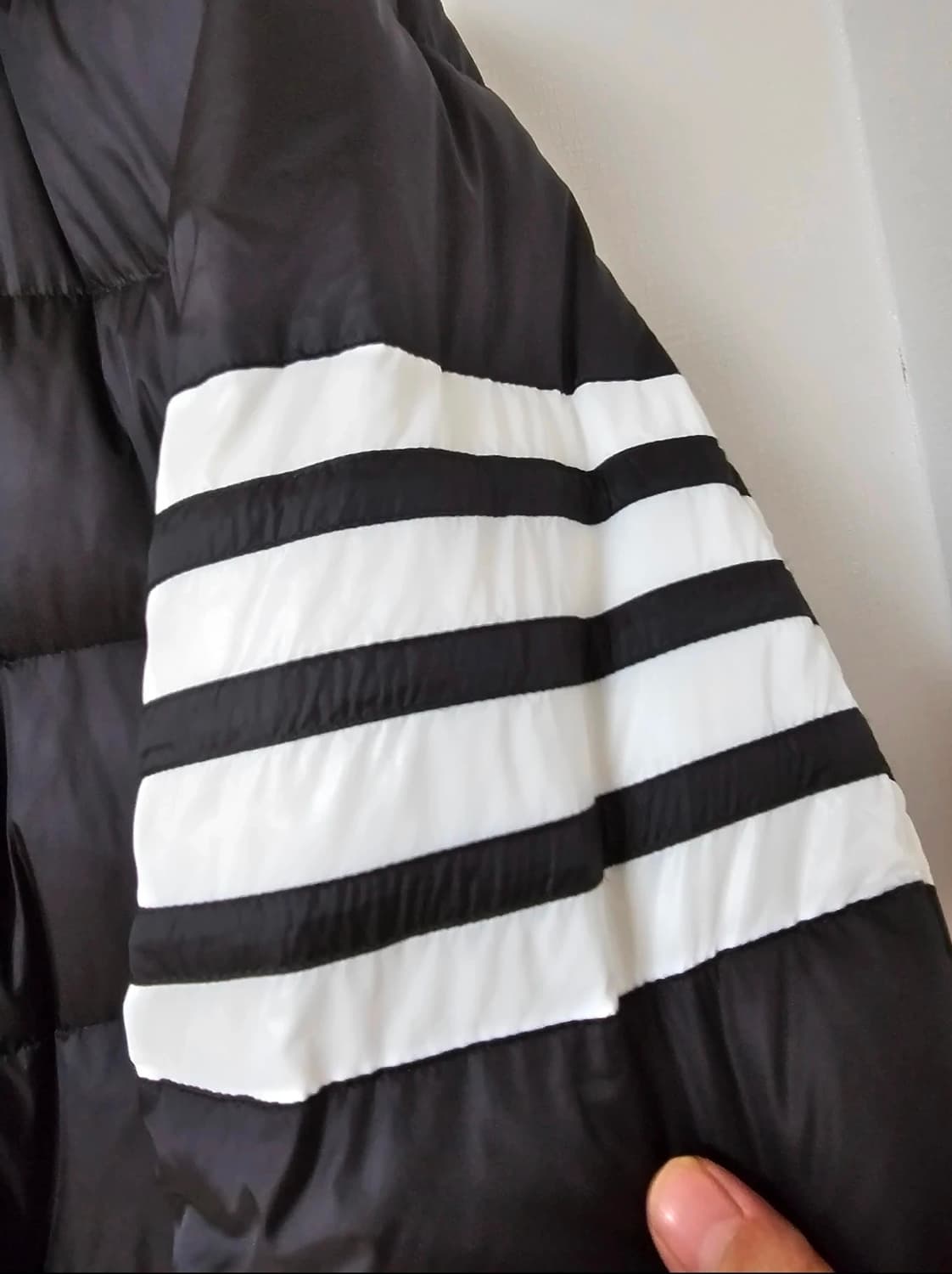 *급처*톰브라운 사선완장 구스다운 롱패딩(3/100/정품) 상품이미지5