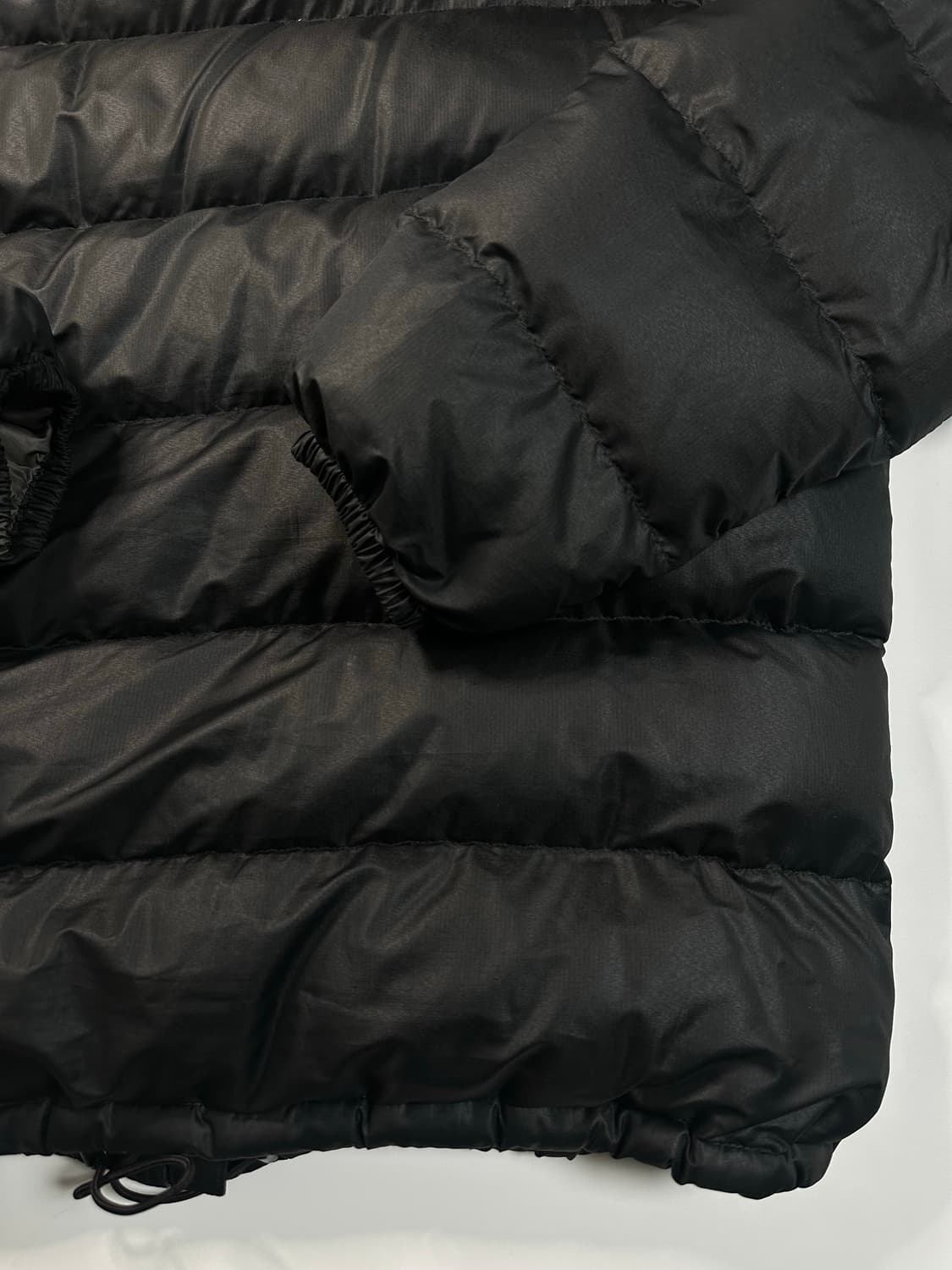 파티고니아 02연도 패커블 블랙 다운 패딩 상품이미지9