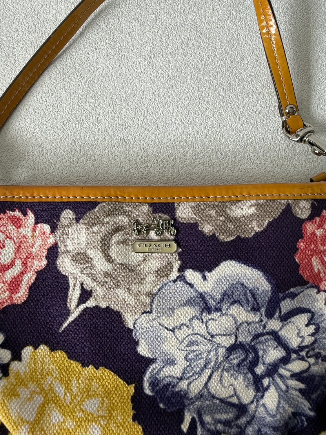 코치(COACH) 플라워 패턴 미니백 상품이미지6