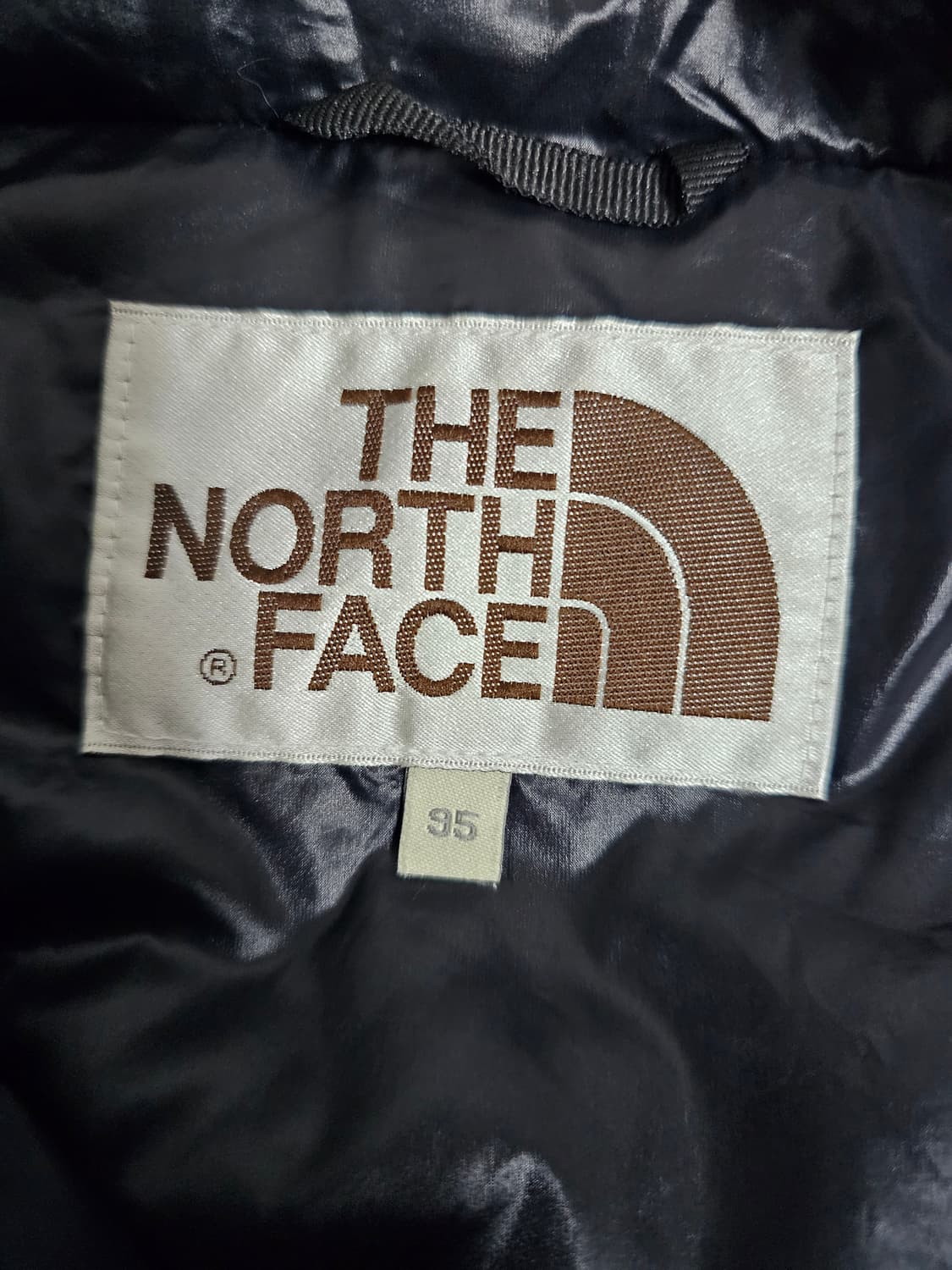 노스페이스 구스다운 경량패딩 M 상품이미지3