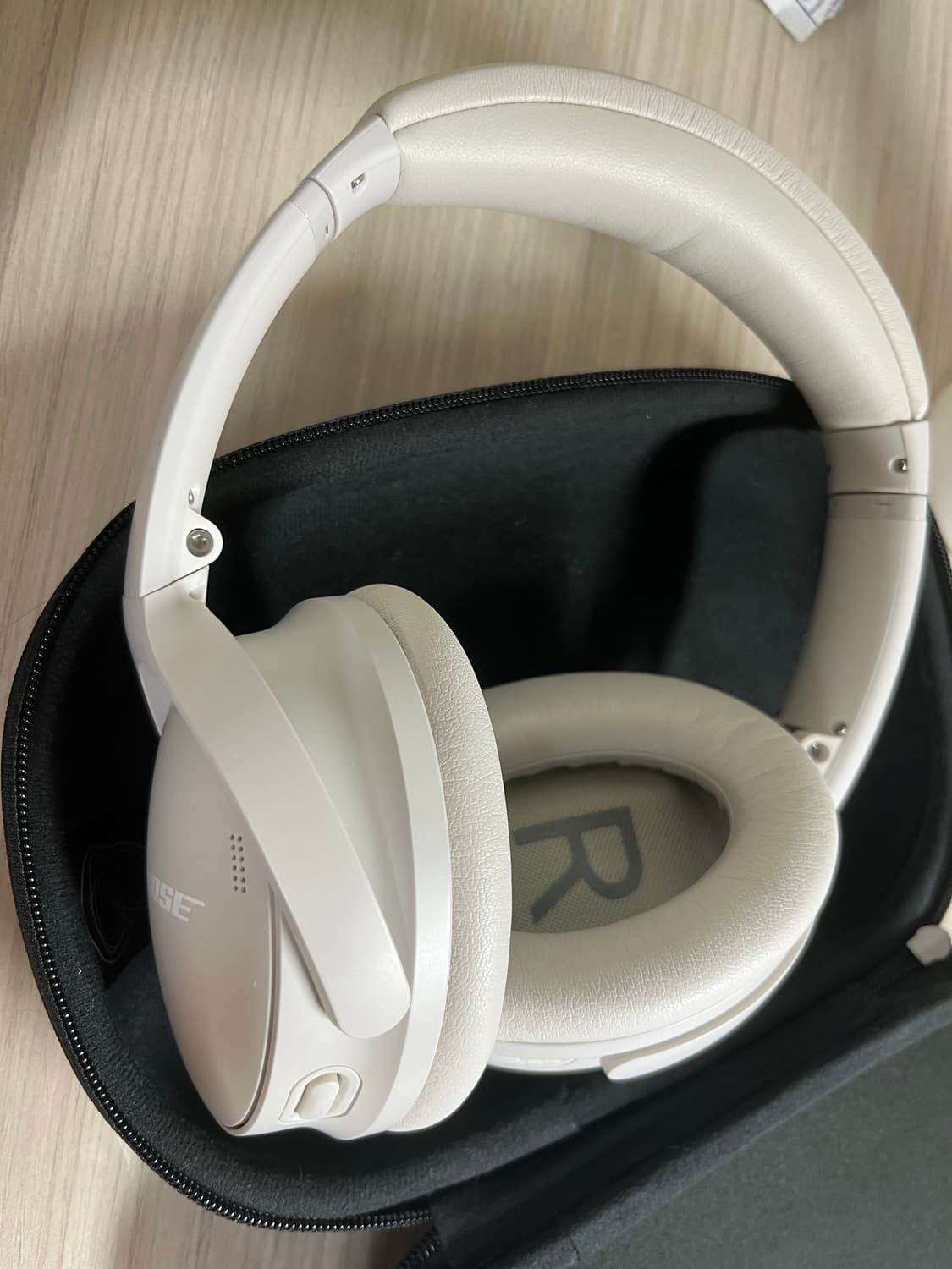 보스 qc헤드셋 스모크화이트 상품이미지2