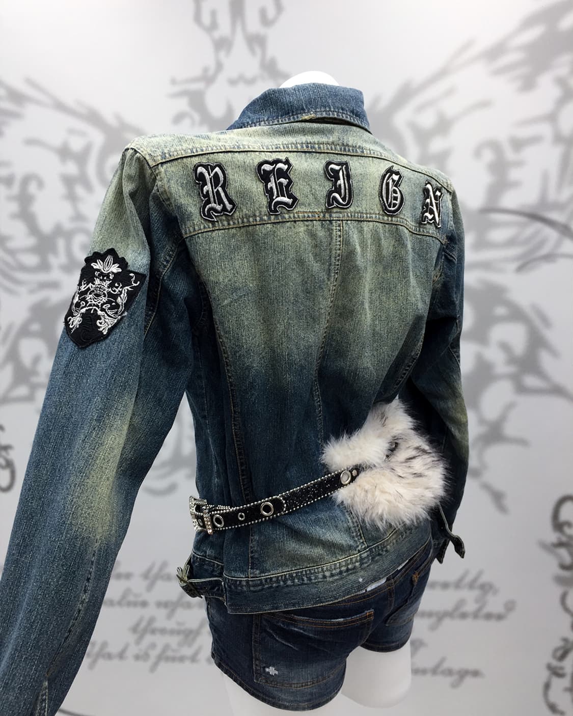 In the Attic 상품이미지1