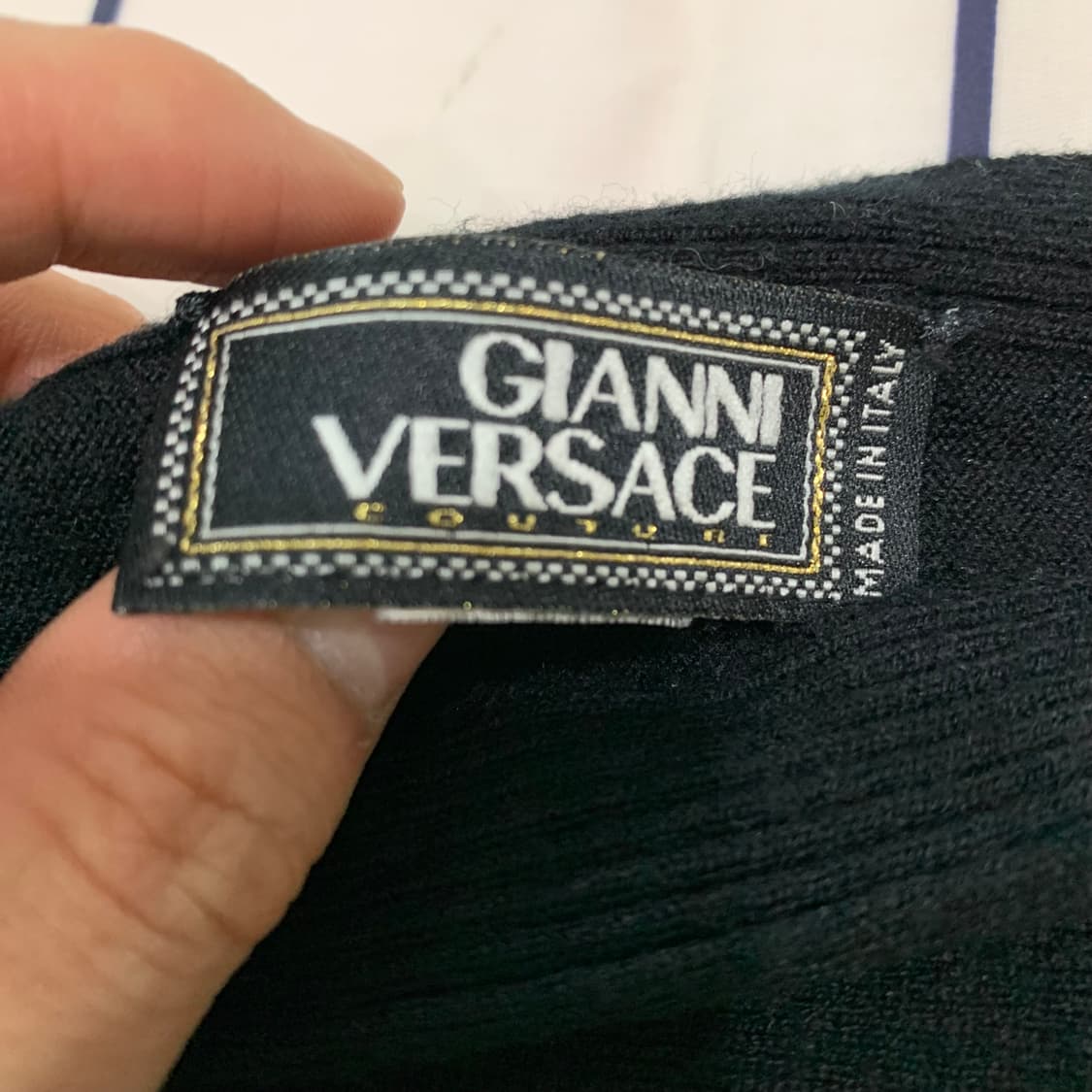 베르사체 여성 빅로고 니트(정품) 상품이미지3