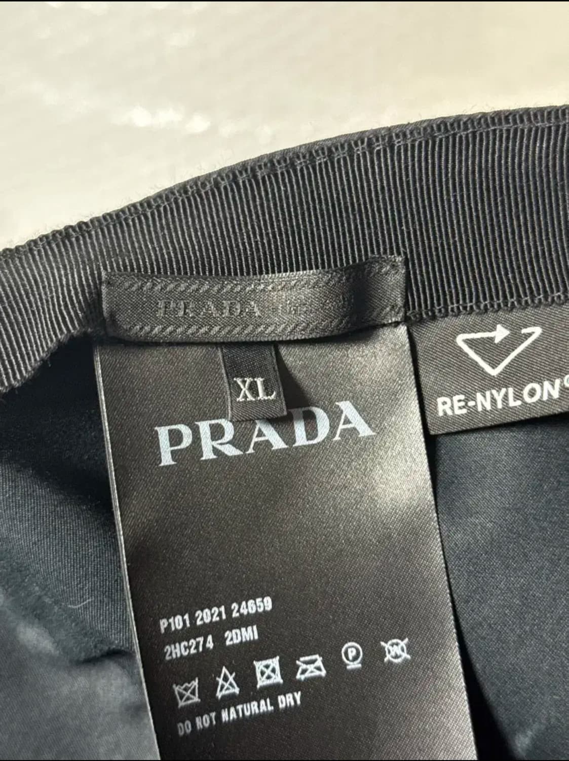 [XL]프라다 나일론 볼캡 상품이미지4