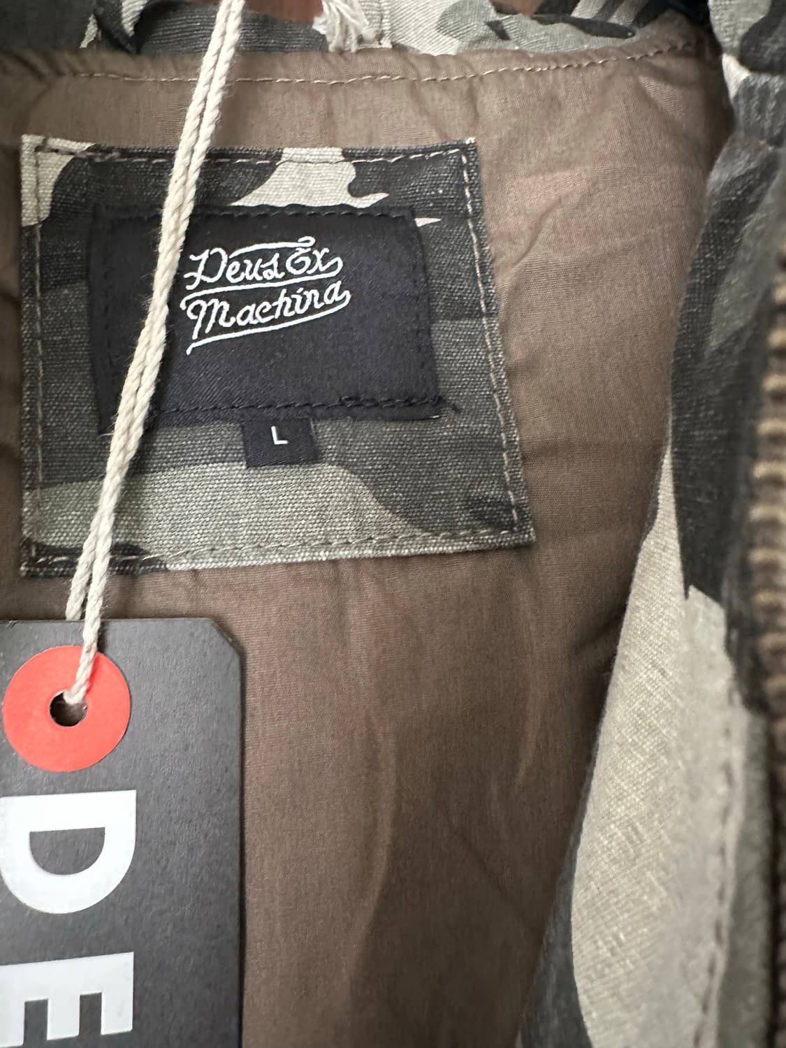 데우스 엑스 마키나 어드레스 카펜터 후드 카모 자켓 카모 상품이미지3