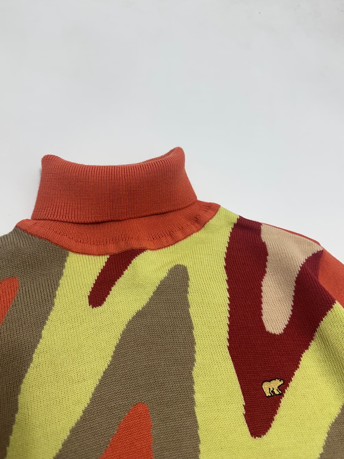 잭니클라우스 패턴 목폴라 니트 상품이미지3