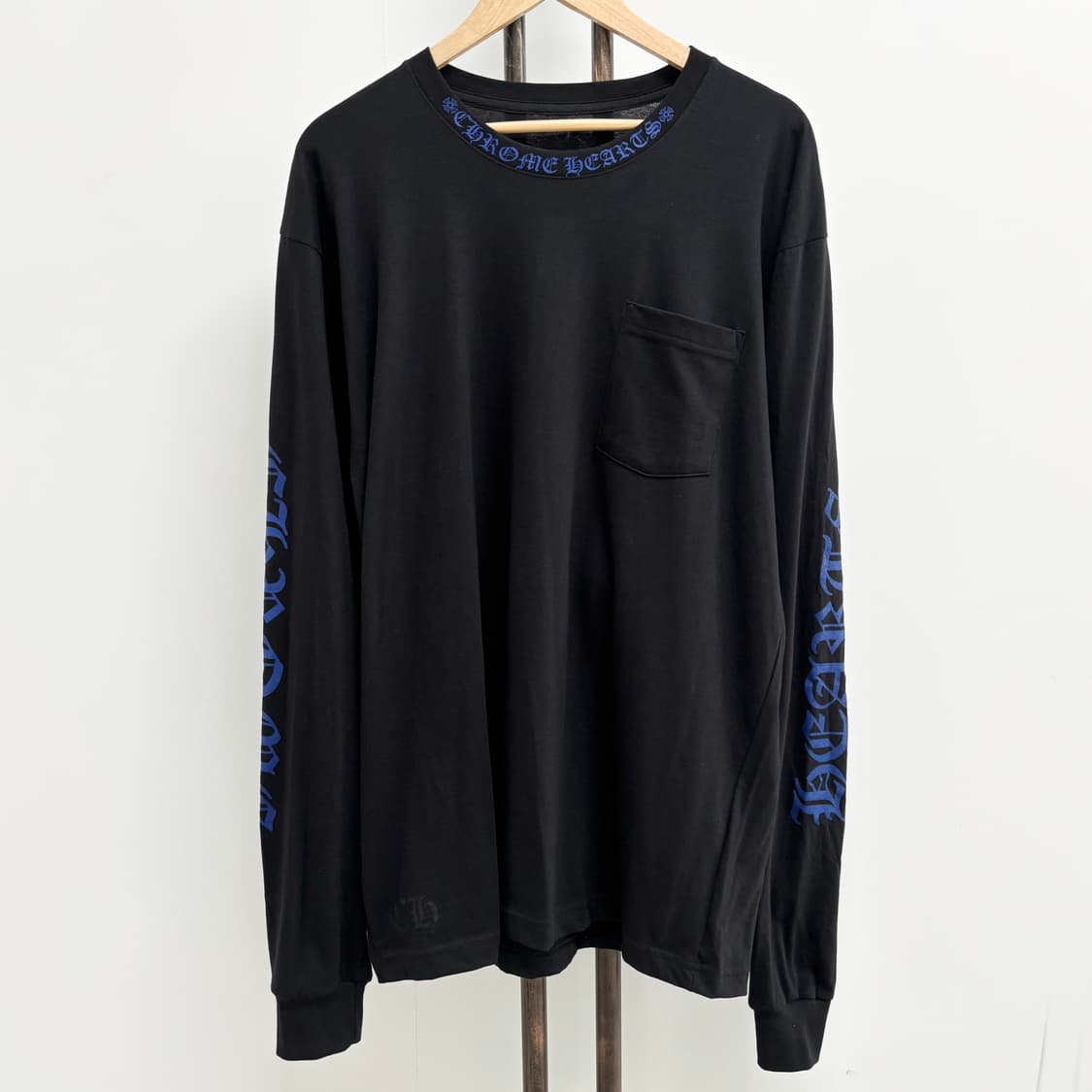 [XL]크롬하츠 넥 스크립크 롱 슬리브 상품이미지1