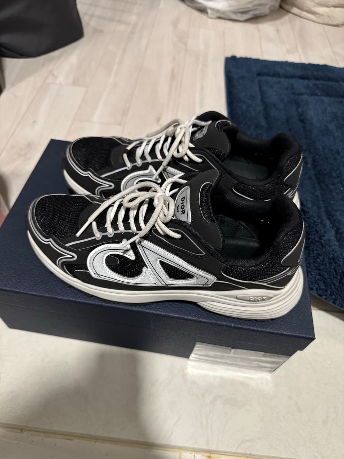 디올b30 매쉬스니커즈 44사이즈 상품이미지1