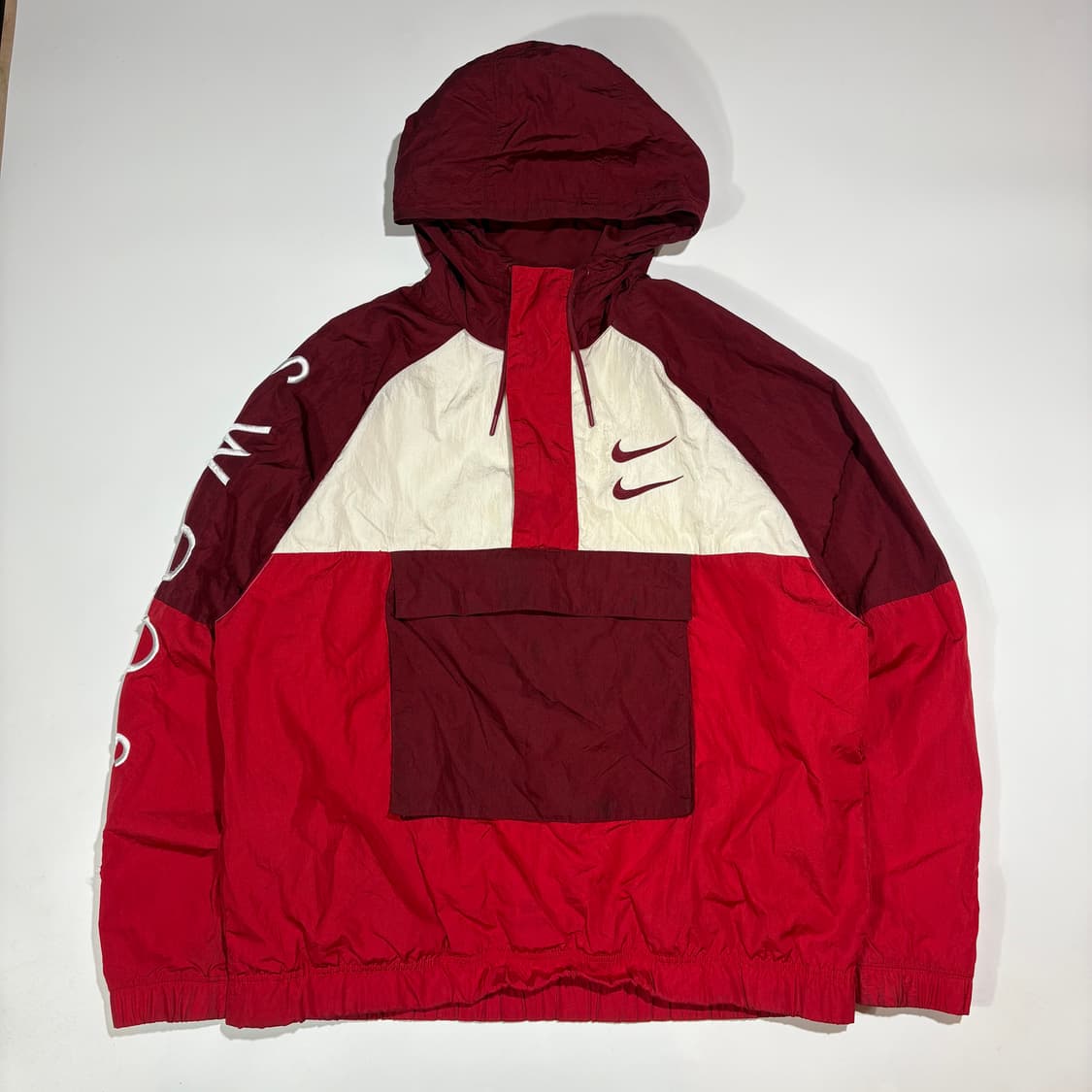 나이키 레드 배색 아노락 바람막이 상품이미지1