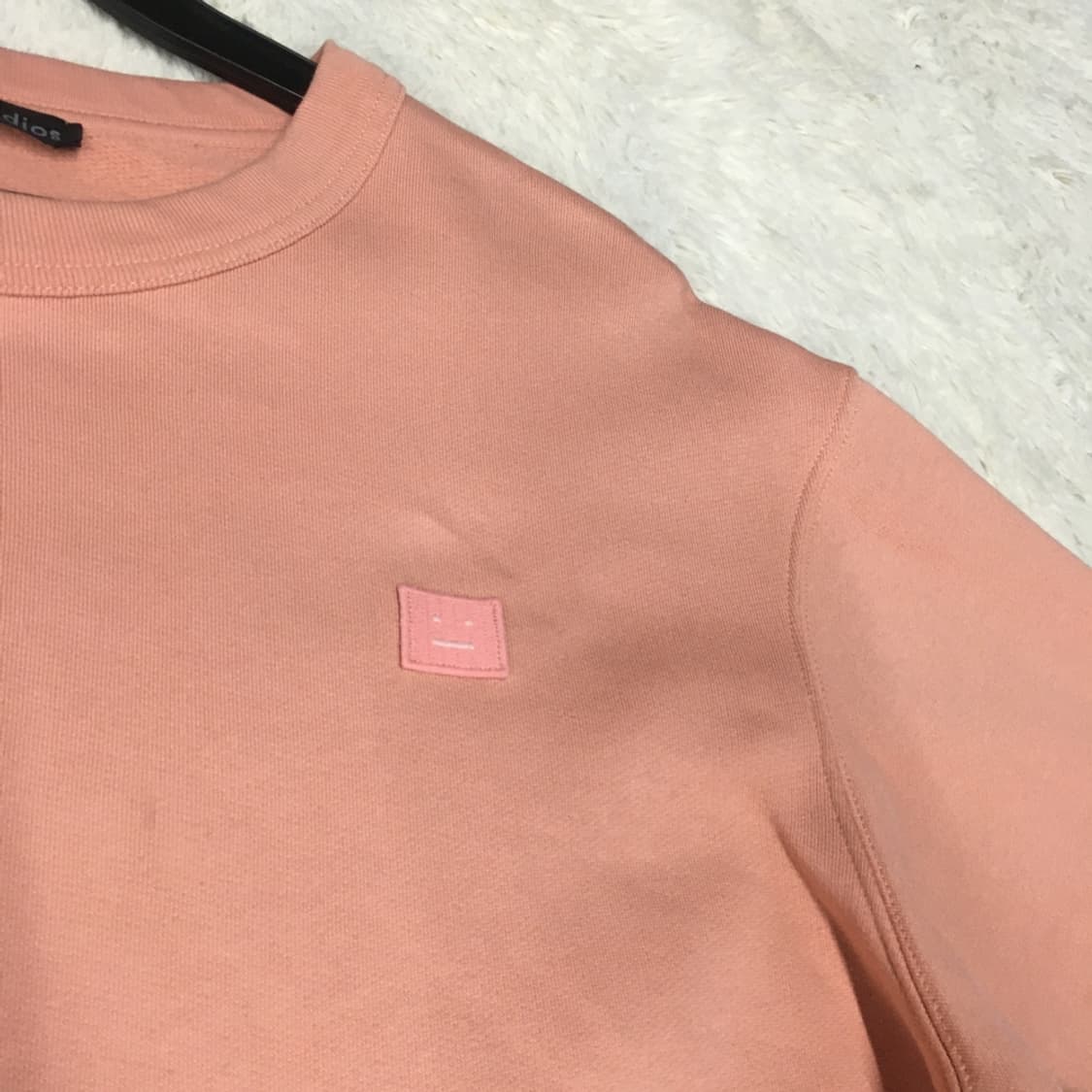 아크네스튜디오 포바 맨투맨 DD06 상품이미지3