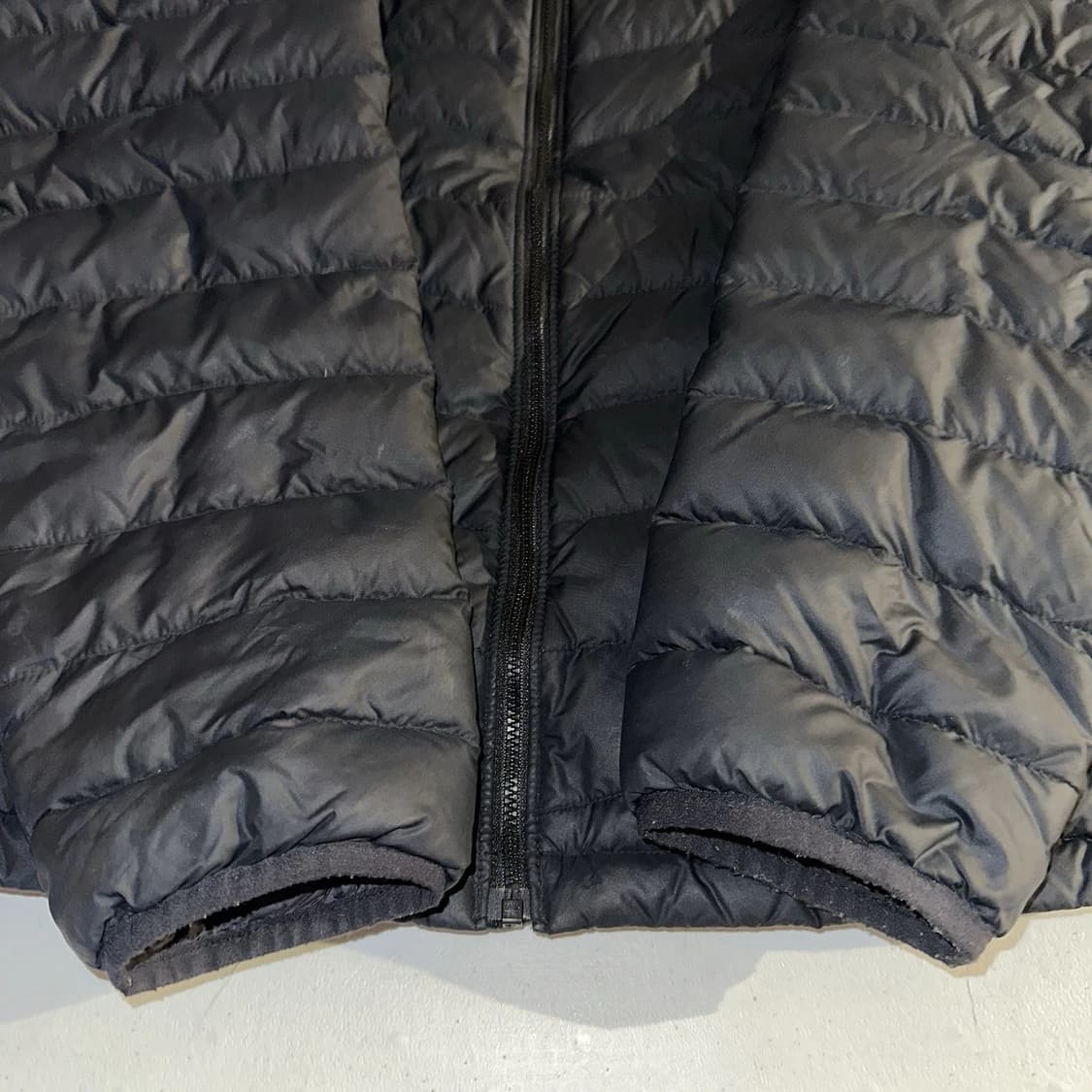 마운틴하드웨어 650 경량패딩 블랙 상품이미지6