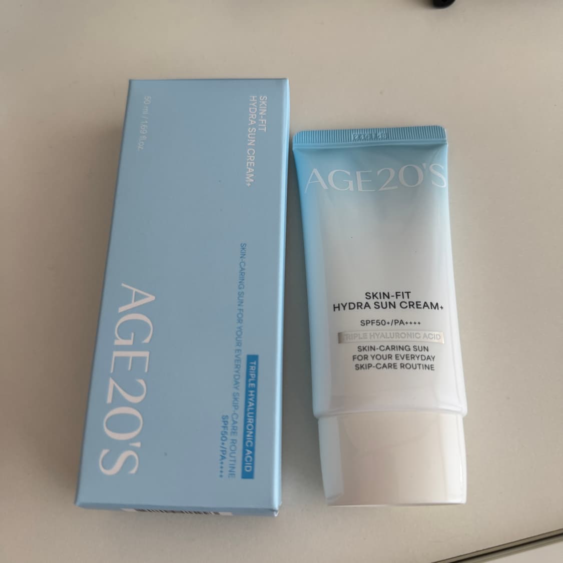 미개봉 에이지투웨니스 스킨 핏 하이드라 선크림 상품이미지1