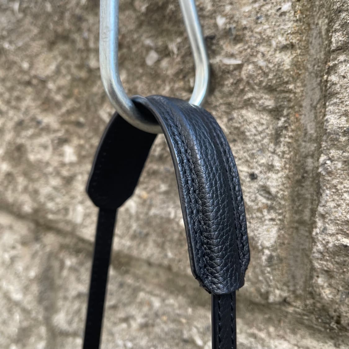 [OS] Zadig & Voltaire 블랙 레더 미니 크로스백 상품이미지9