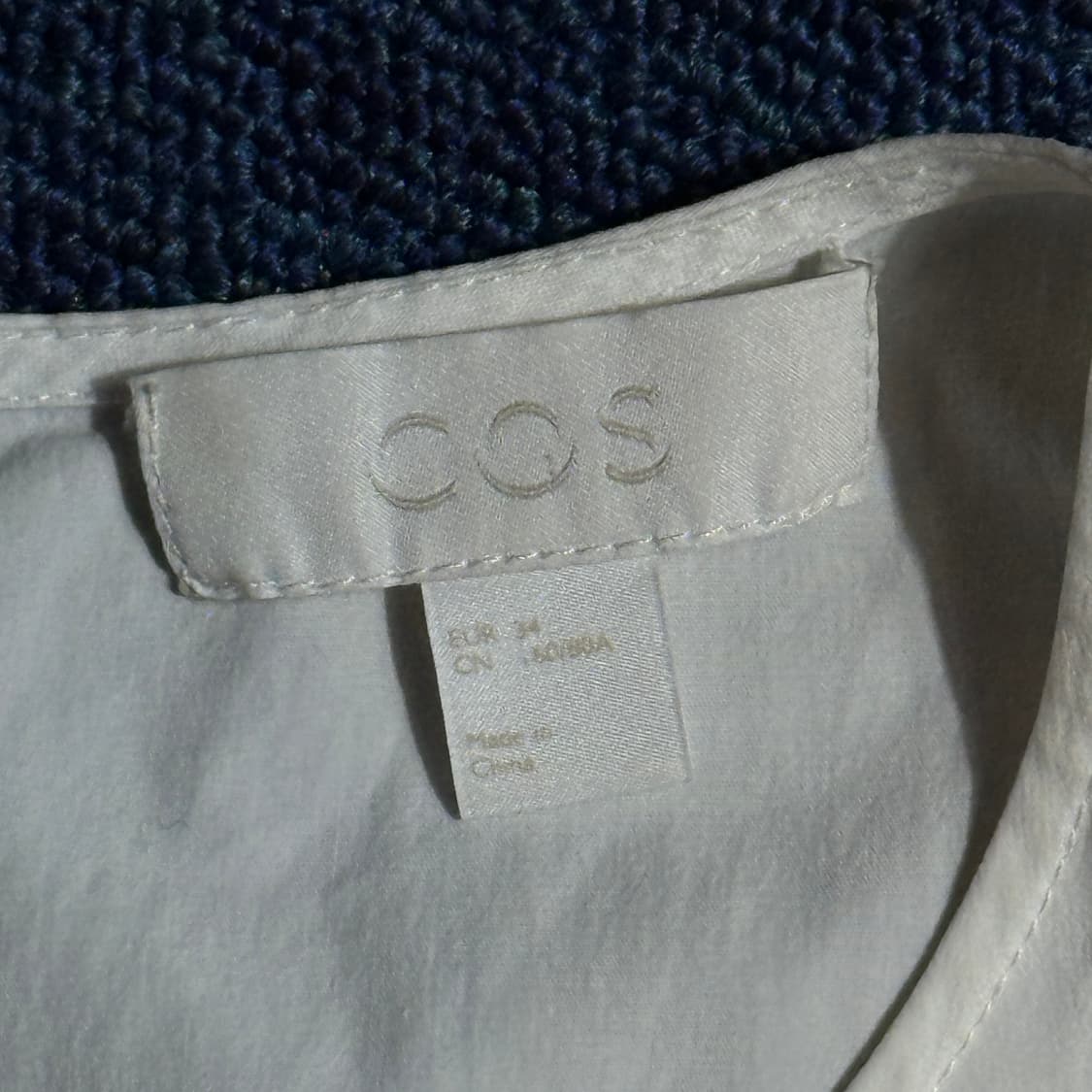 코스 화이트 민소매 프릴 원피스 상품이미지5