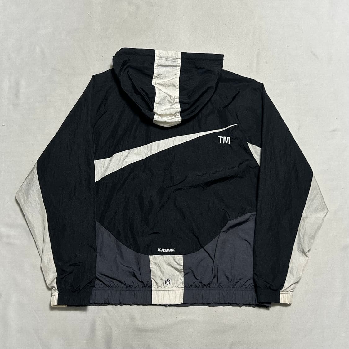 XXL 나이키 빅스우시 후드 바람막이 상품이미지3