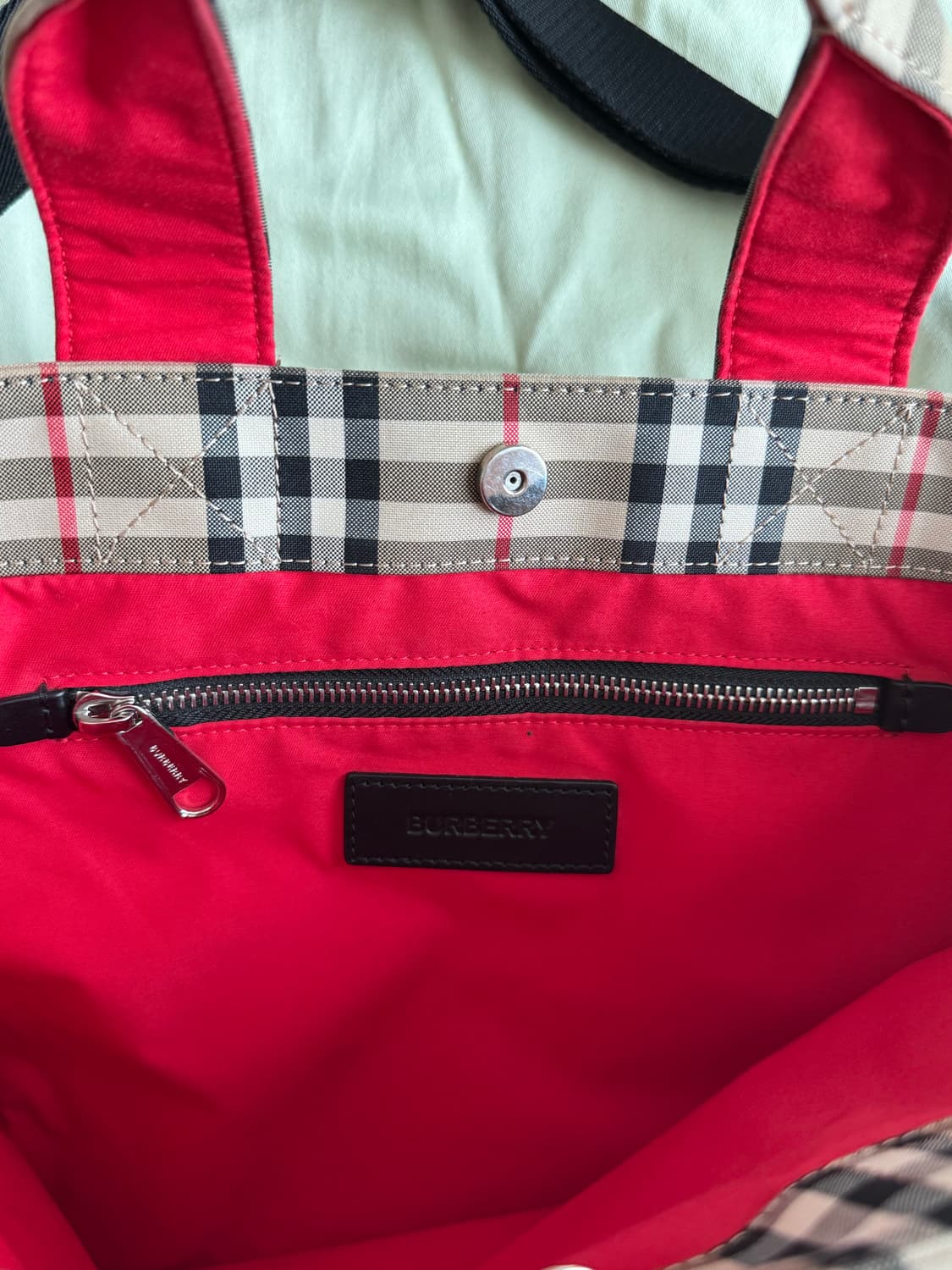 버버리 크로스백 상품이미지3