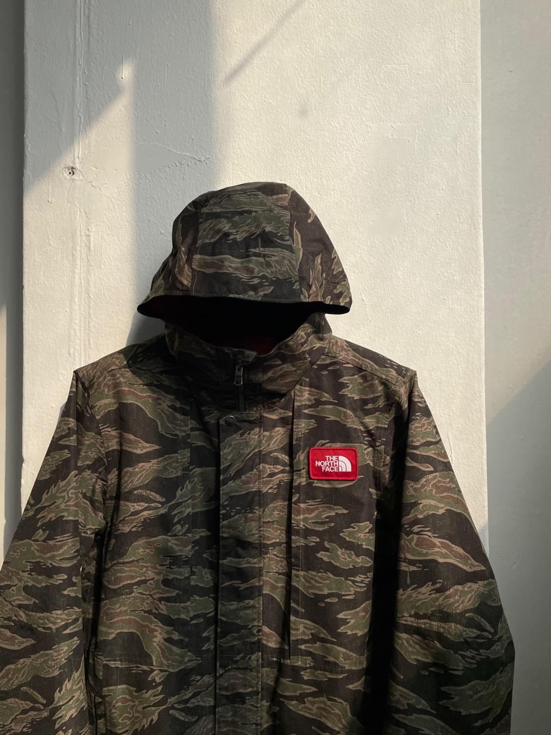 노스페이스 타이거 카모 하이벤트 바람막이  상품이미지2