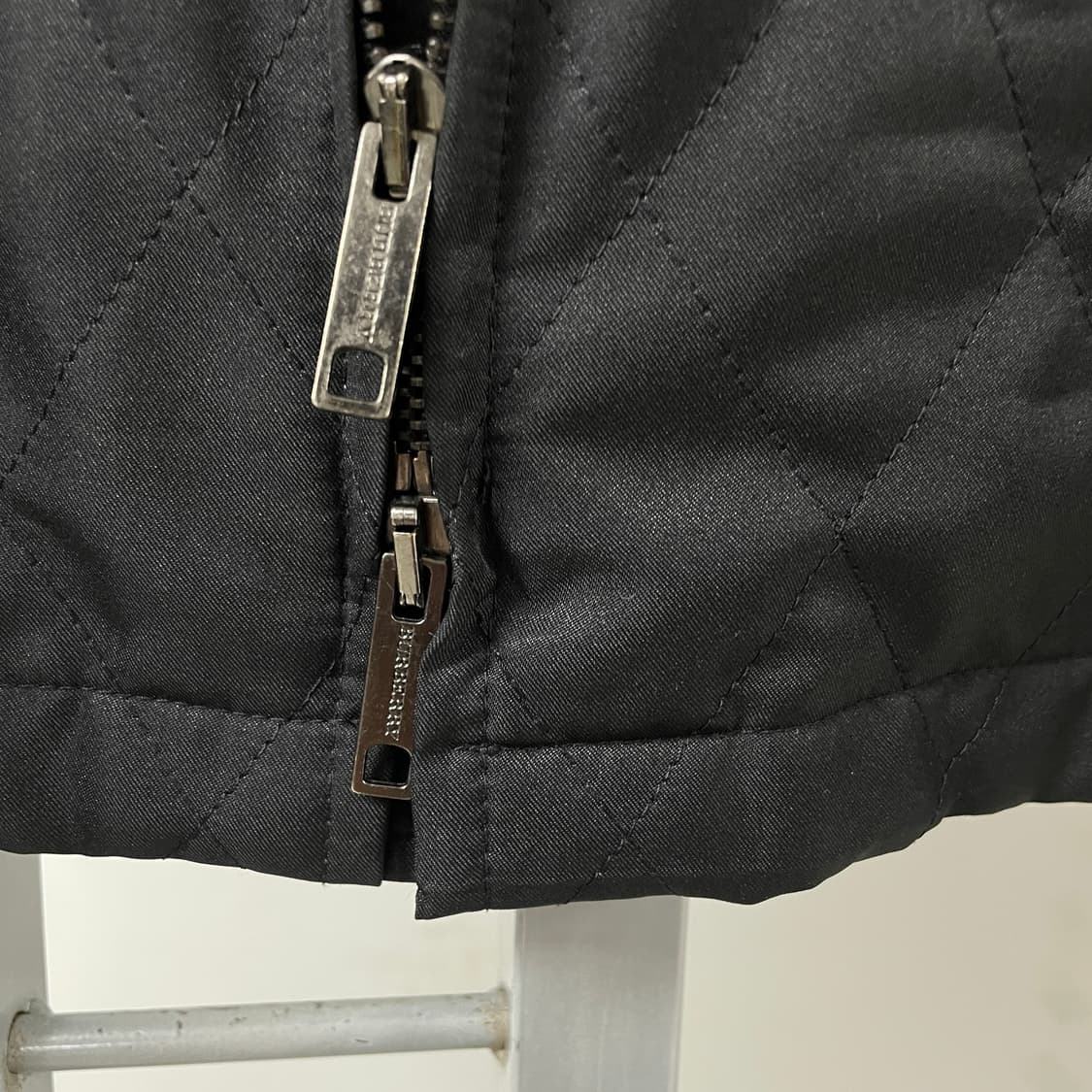 버버리 퀄팅 자켓 블랙 S(W) 상품이미지4