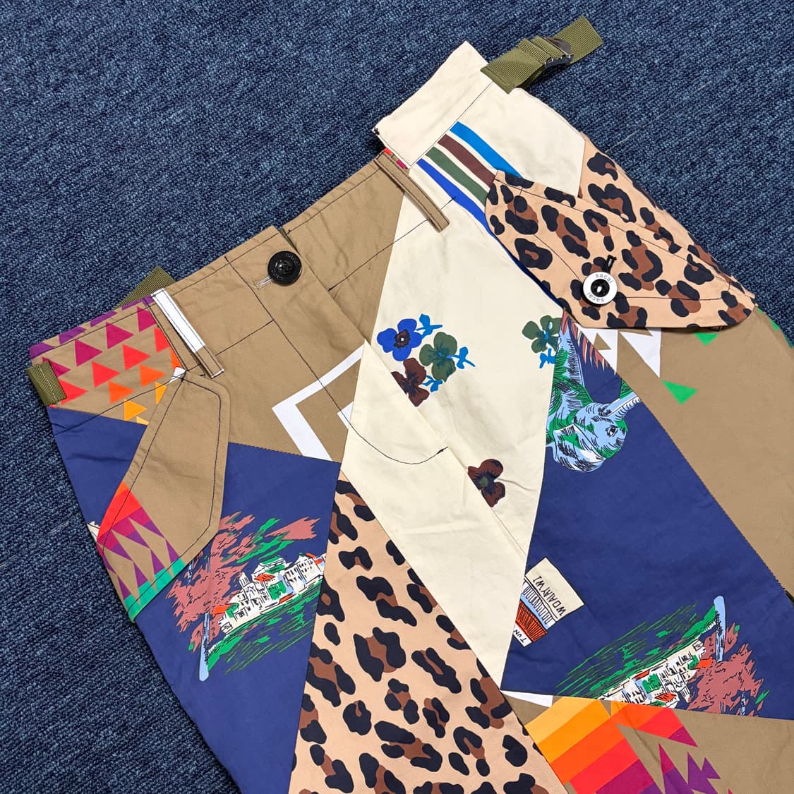 사카이 x Hank Willis Thomas 아카이브 프린트 믹스 스커트 상품이미지2