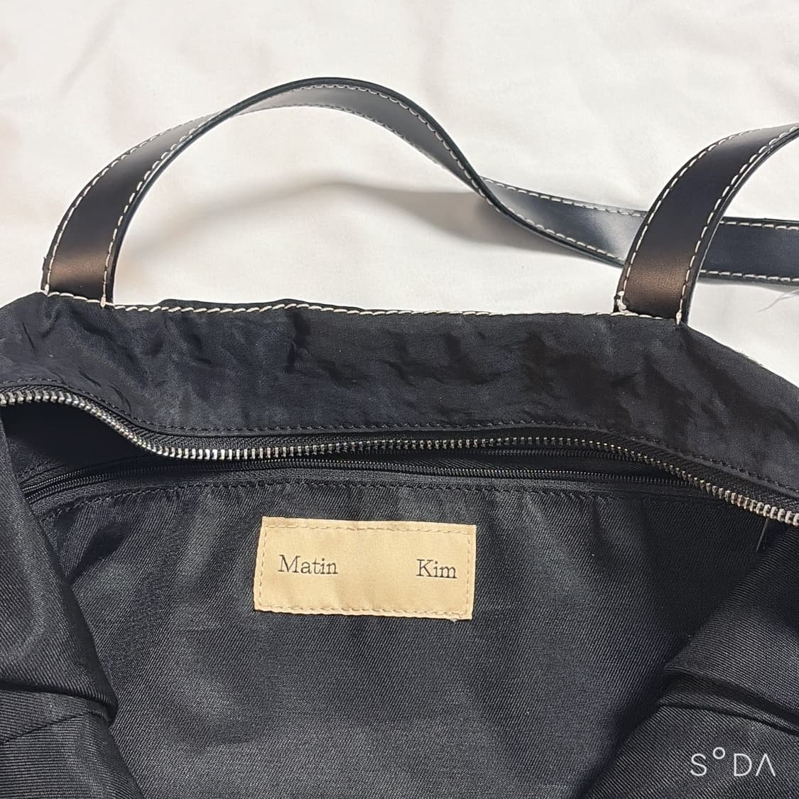 마뗑킴 패브릭 쇼퍼백 블랙 상품이미지8