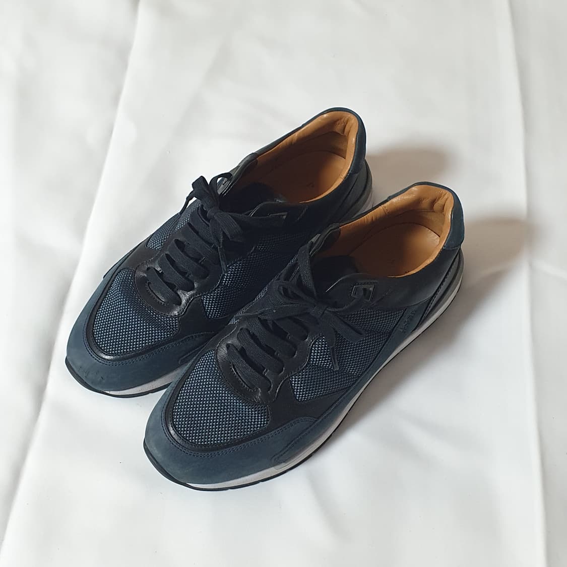 HUGO BOSS 레더 스니커즈 42사이즈 상품이미지1