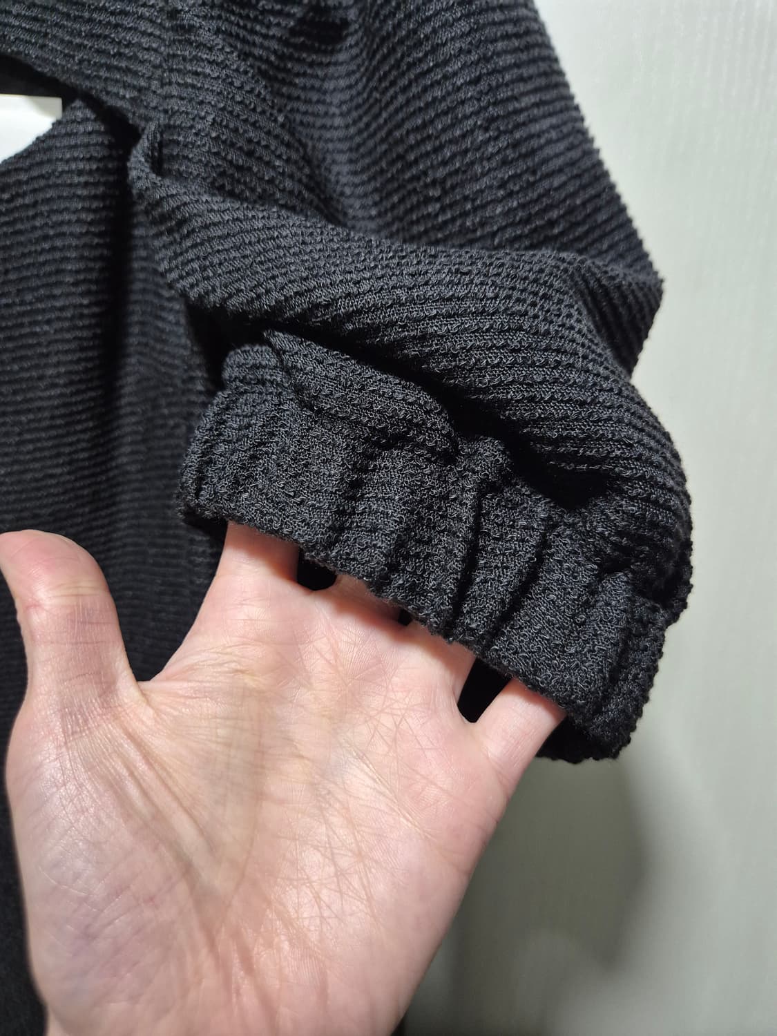 (타임세일)(새상품)OUTSHELL 블랙 퍼프 반팔 원피스 상품이미지6