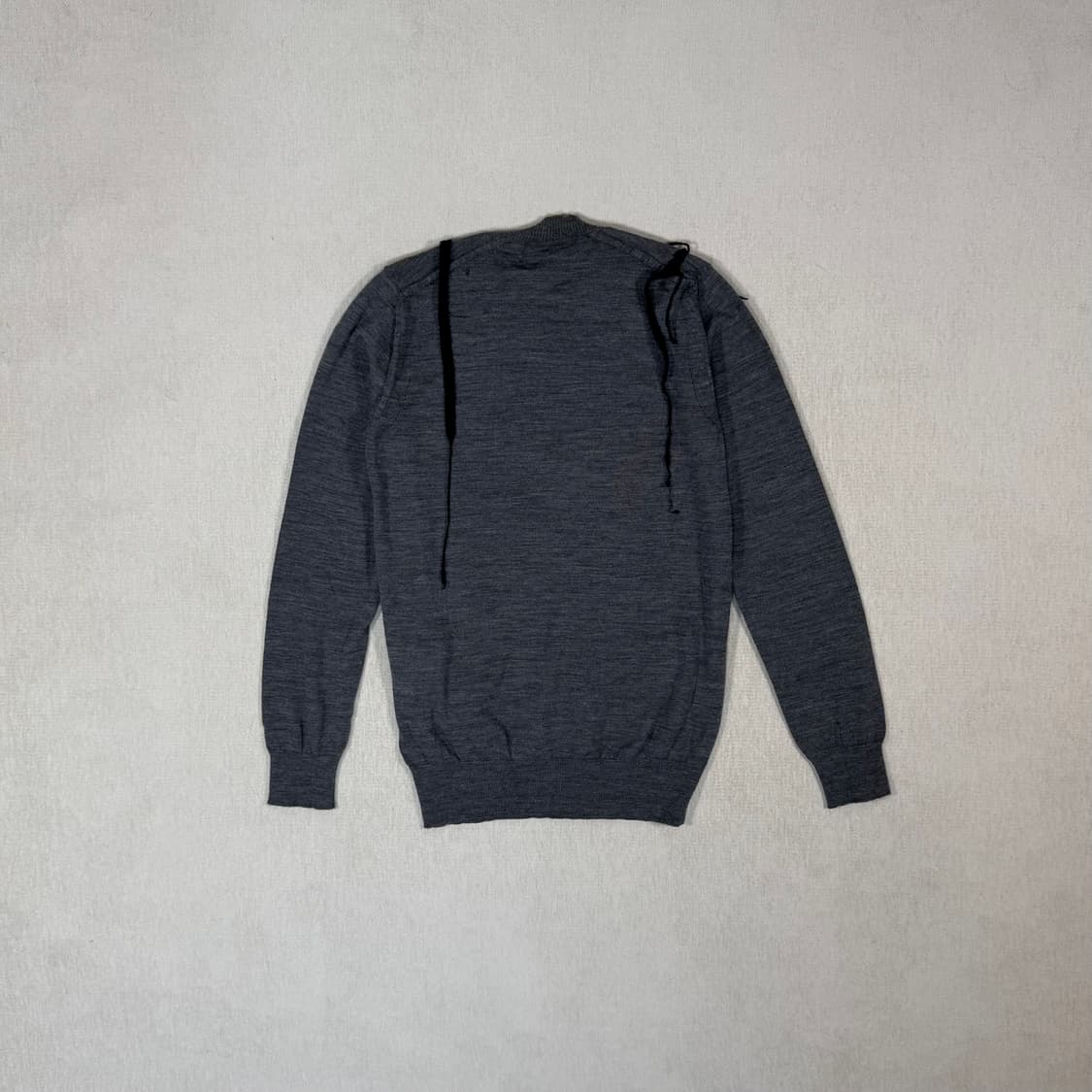 Safety Pin Detail Knit Top 상품이미지5