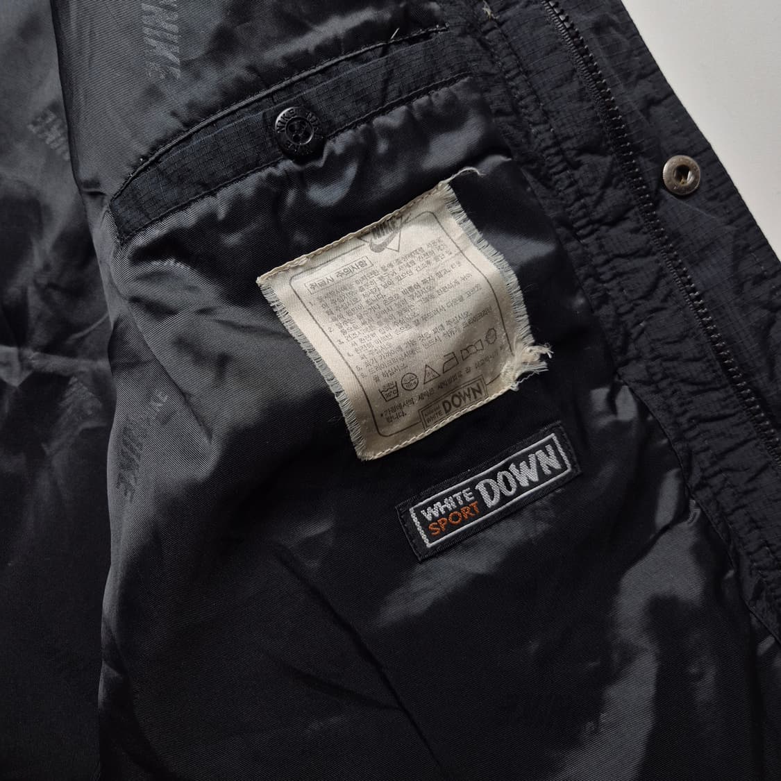 [105] 나이키 ACG 00s 덕다운 패딩조끼 상품이미지8