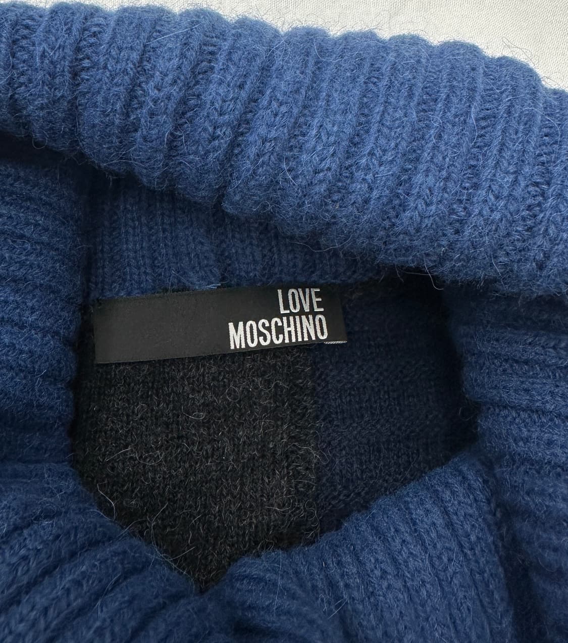 LOVE MOSCHINO 니트원피스 상품이미지3