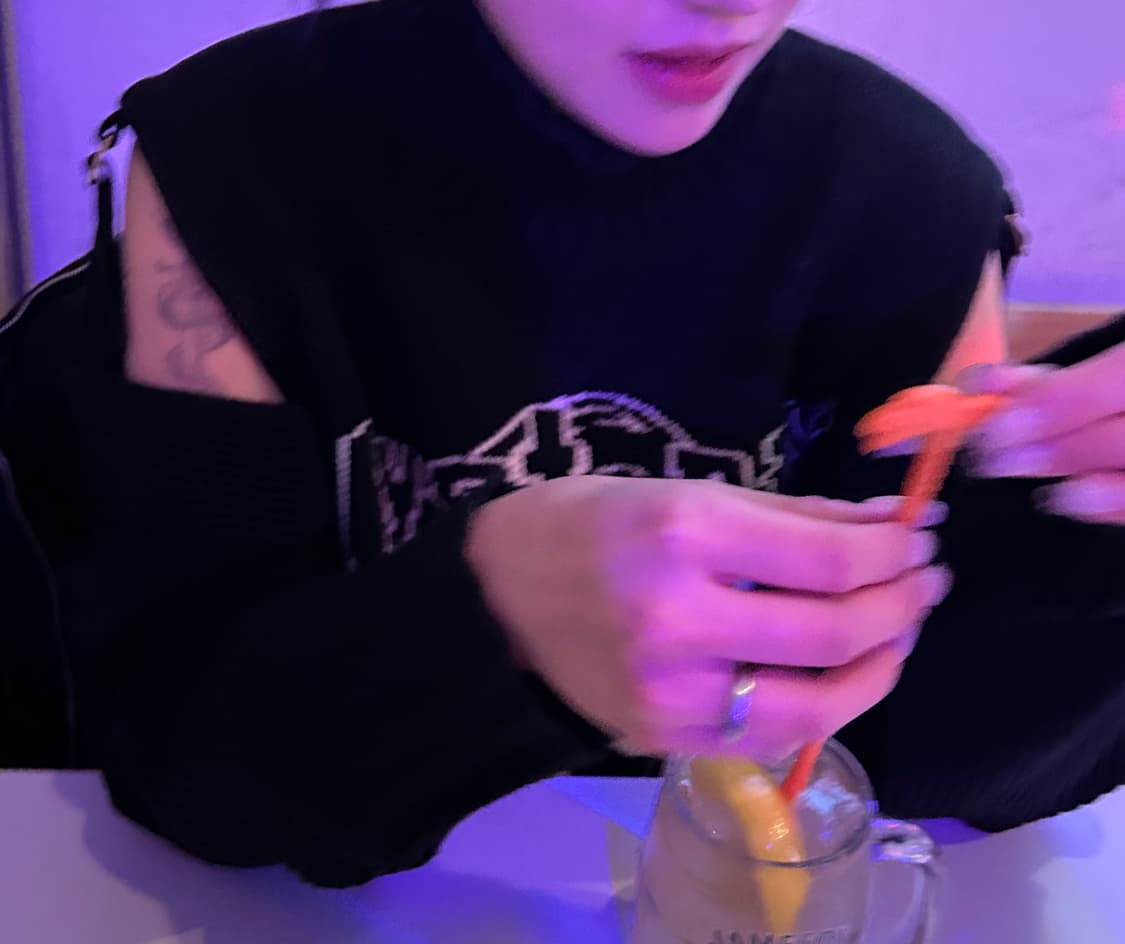 히스테릭글래머 폴라 오프숄더니트 상품이미지1