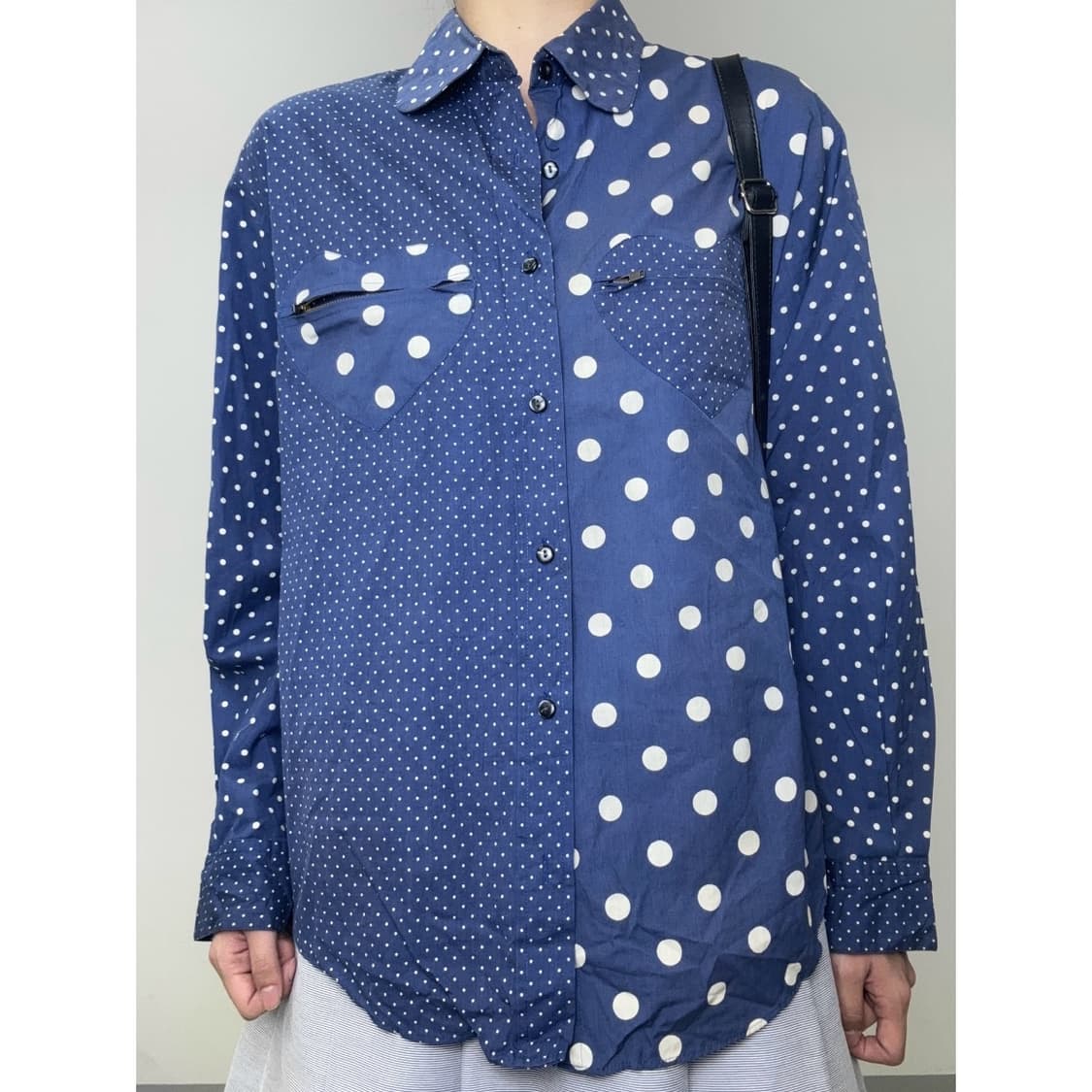 빈티지 블루 도트 셔츠 상품이미지1