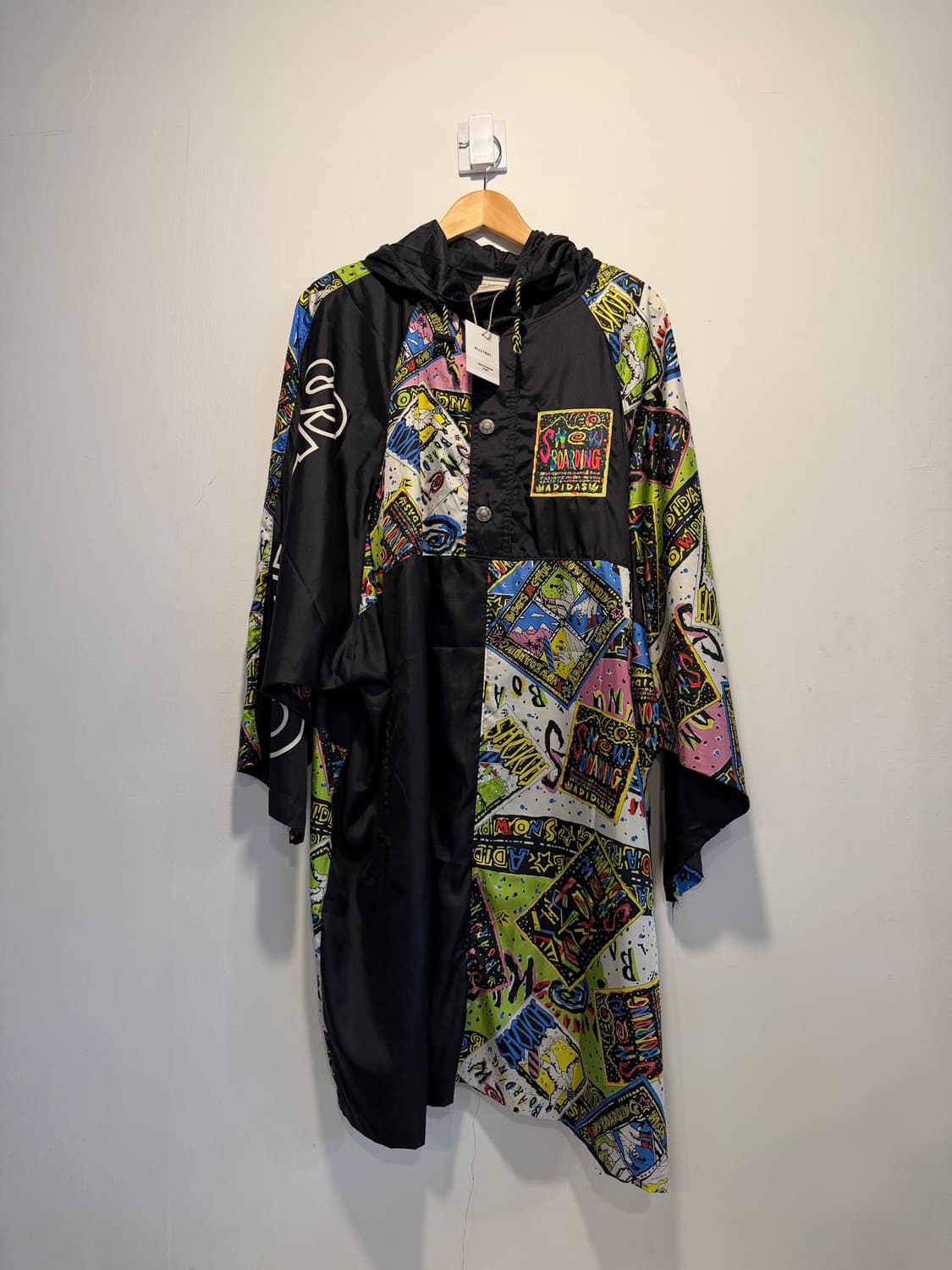 Adidas 80’s windbreaker 상품이미지1
